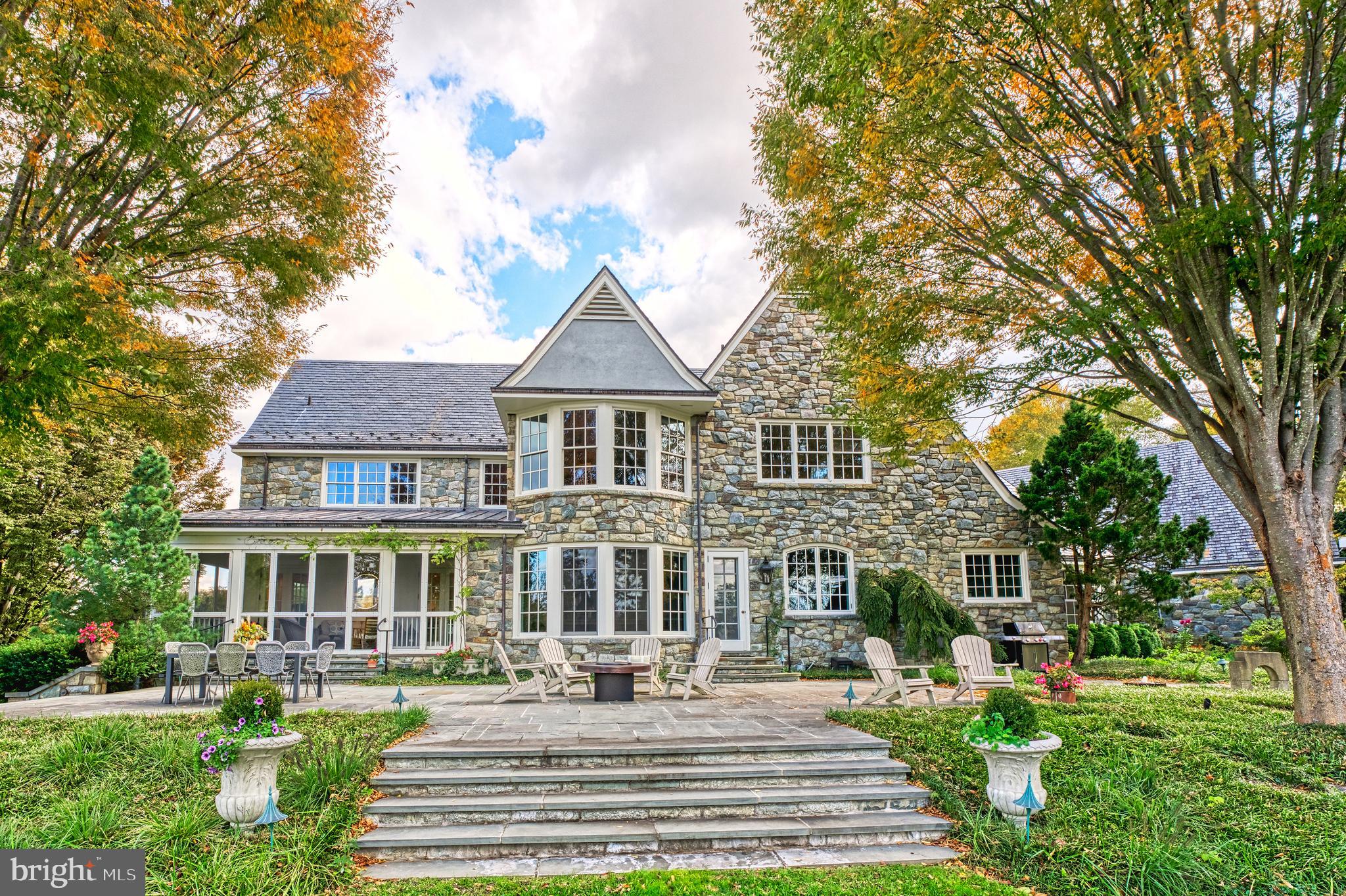 TAYLORSTOWN - Residential