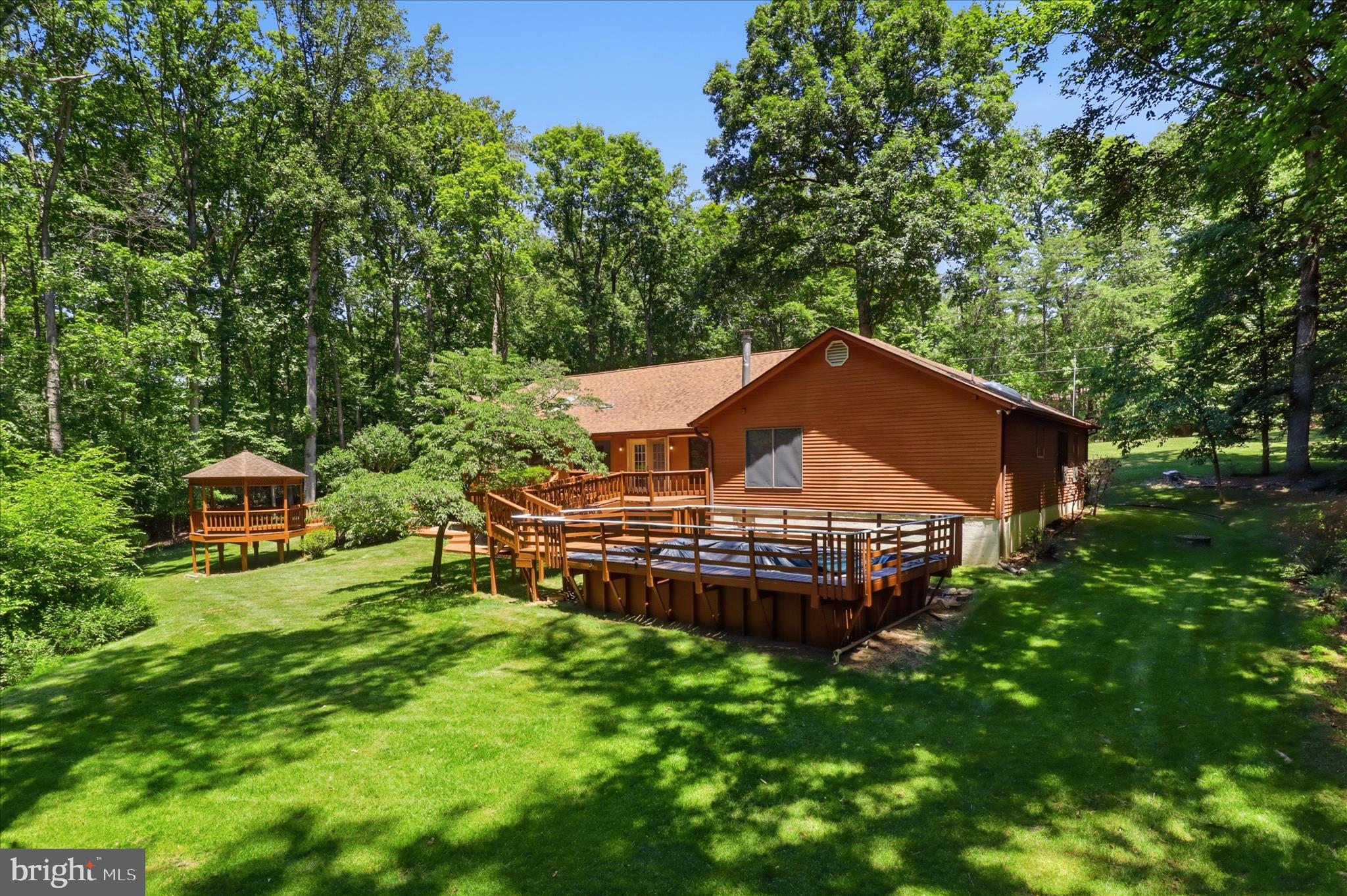 FOREST HILLS - Residential