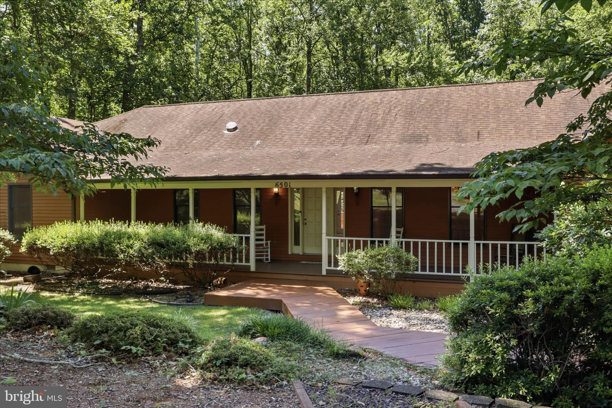 FOREST HILLS - Residential