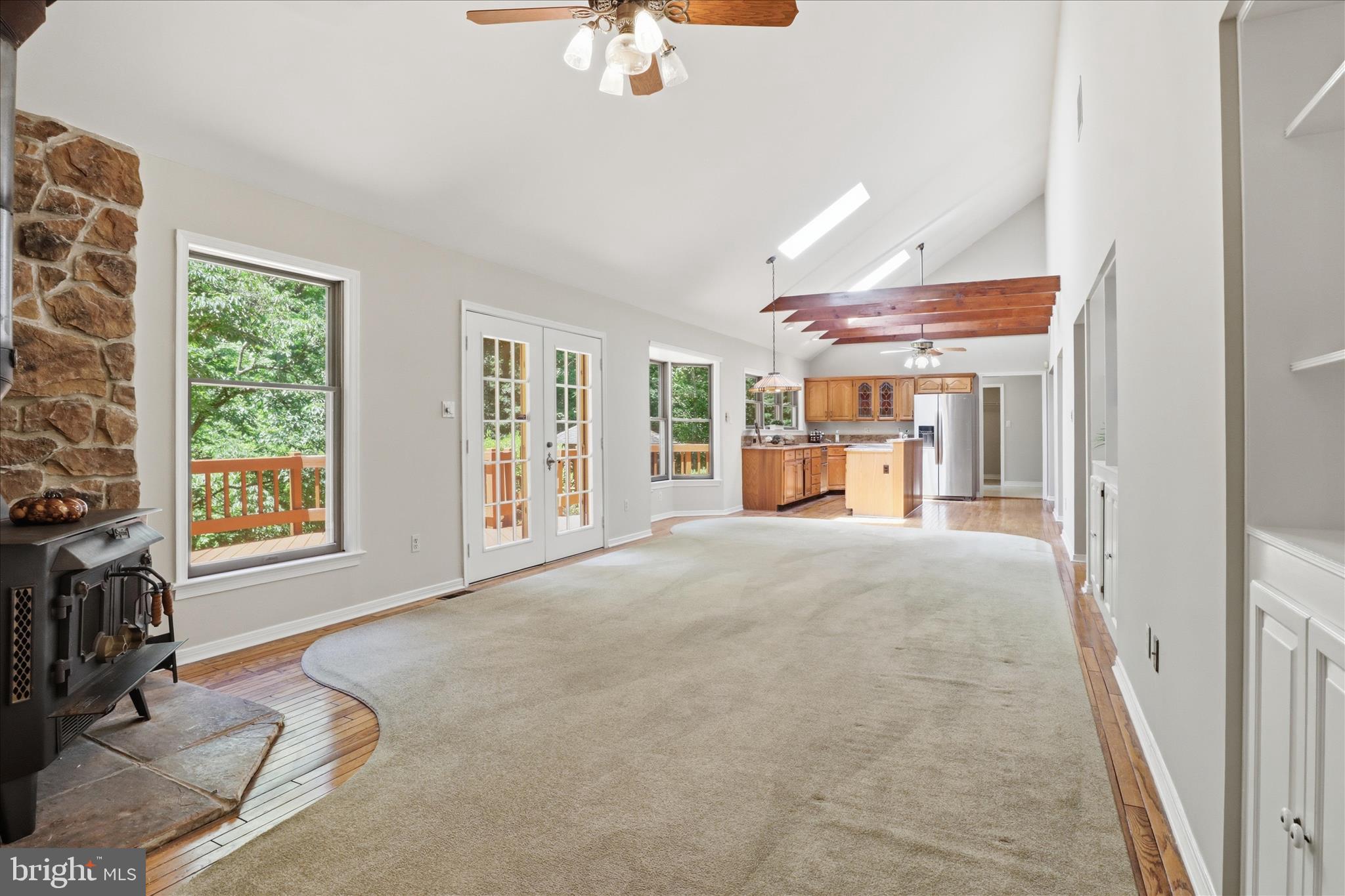 FOREST HILLS - Residential