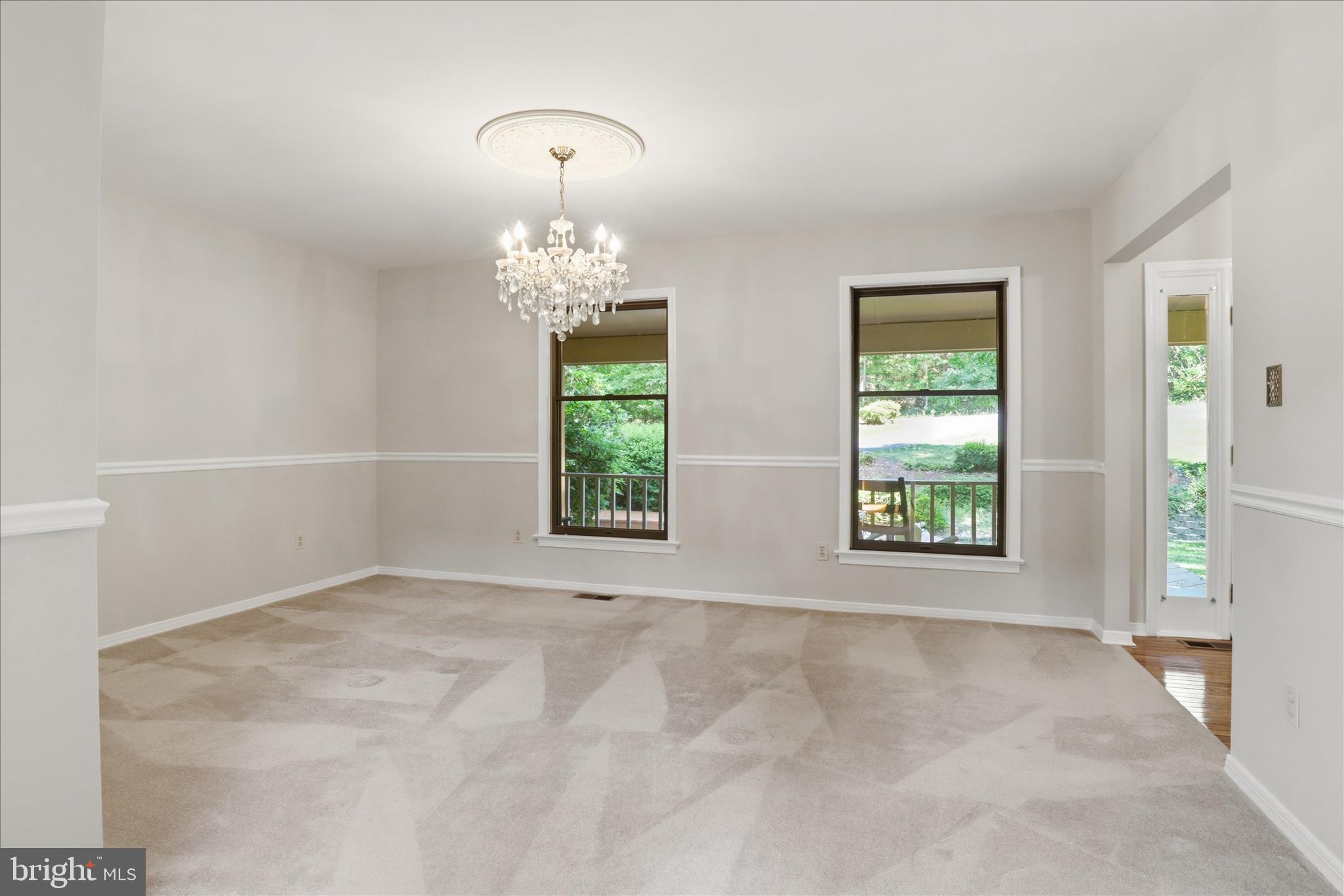 FOREST HILLS - Residential