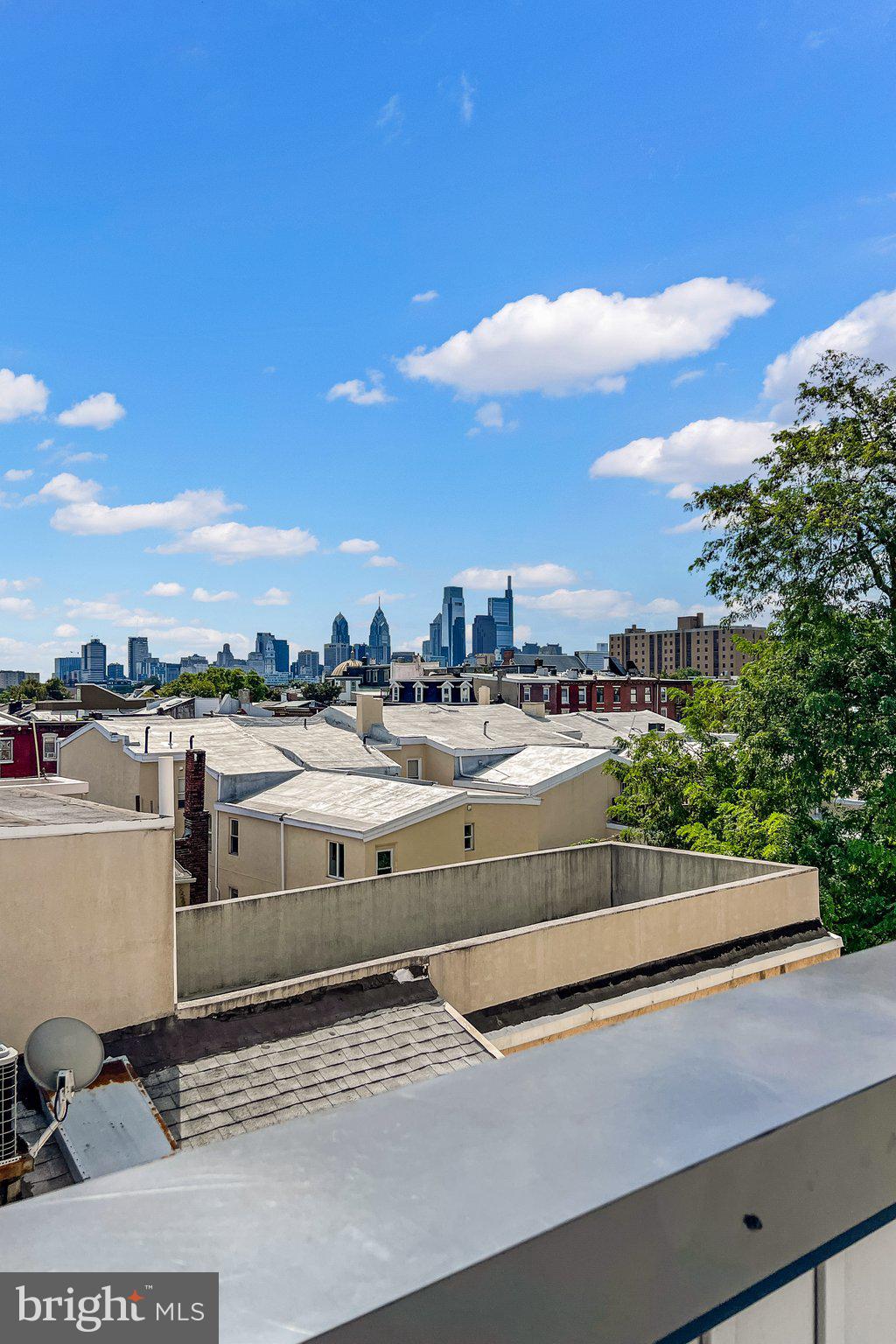 OLDE KENSINGTON - Residential Lease