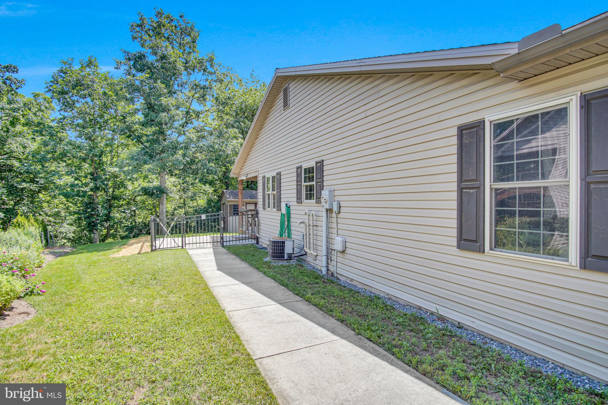 KINGSBROOK - Residential