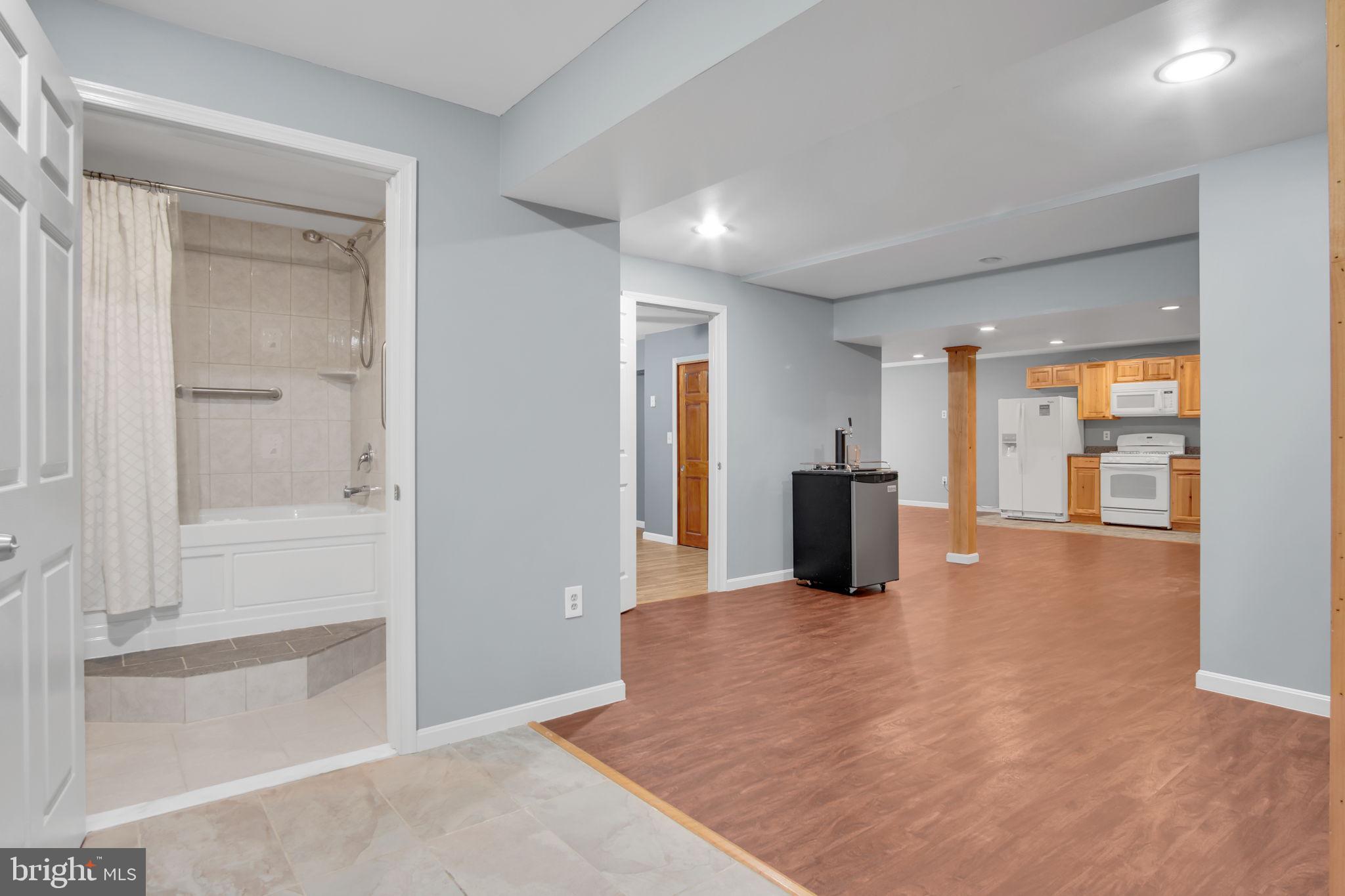 KINGSBROOK - Residential