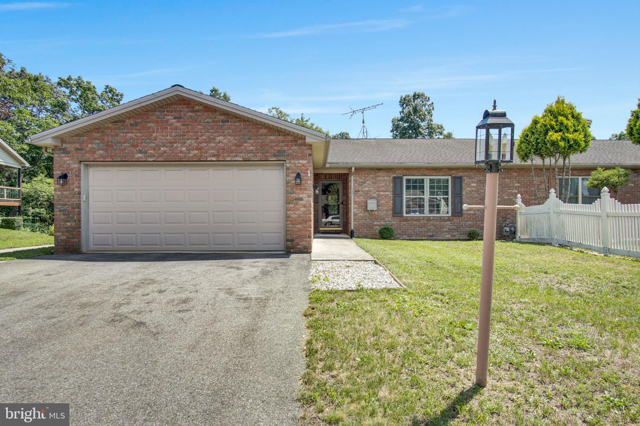 KINGSBROOK - Residential