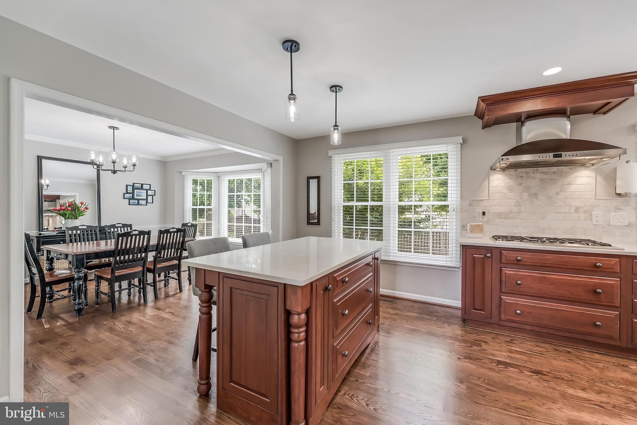 CHANTILLY HIGHLANDS - Residential