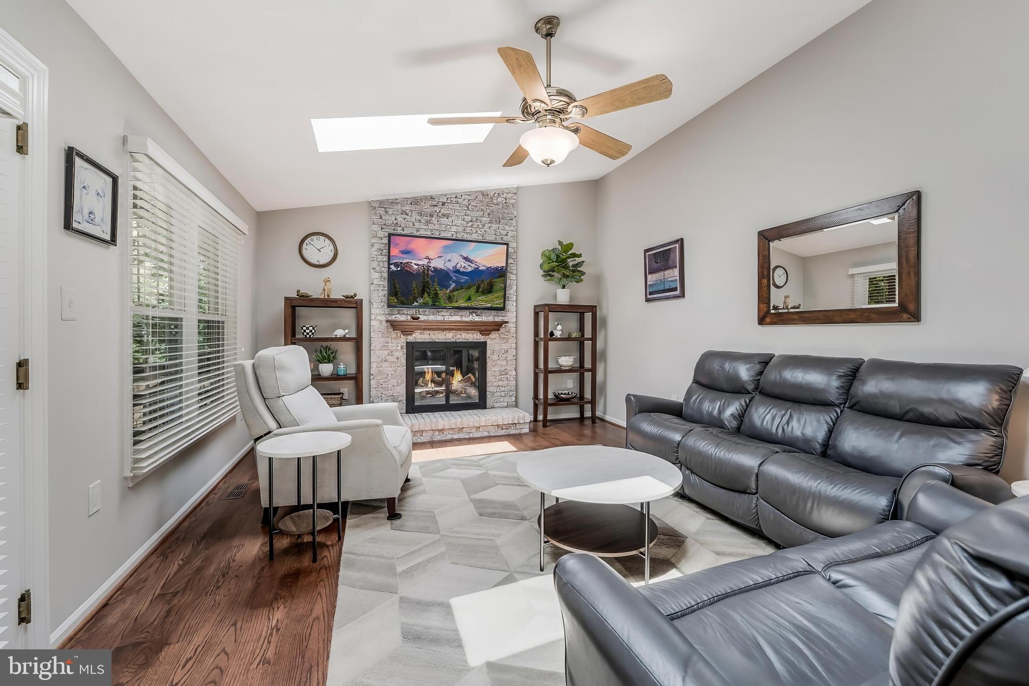CHANTILLY HIGHLANDS - Residential