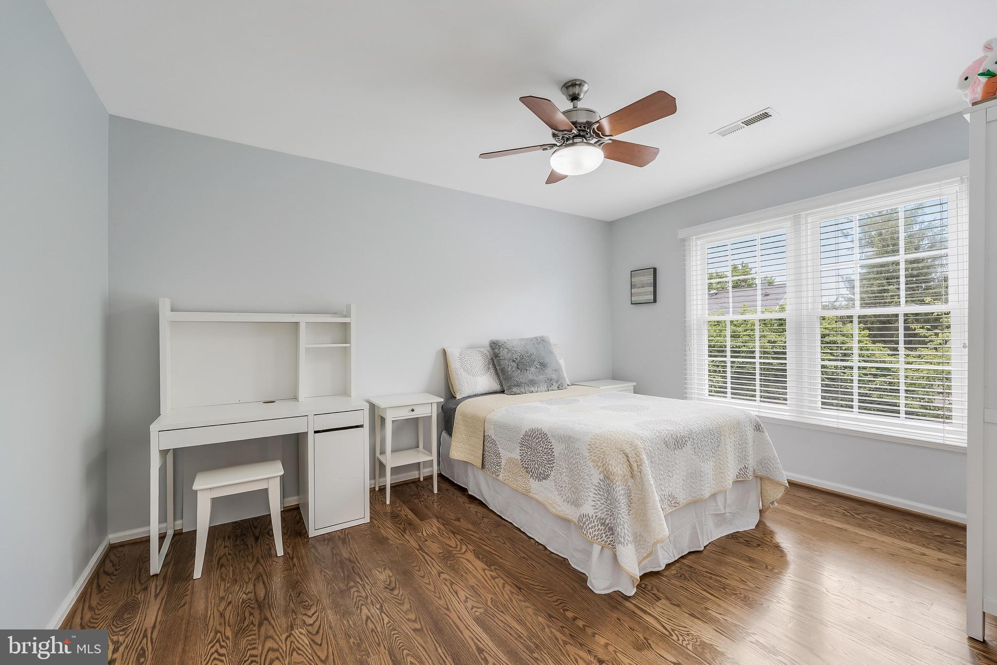 CHANTILLY HIGHLANDS - Residential