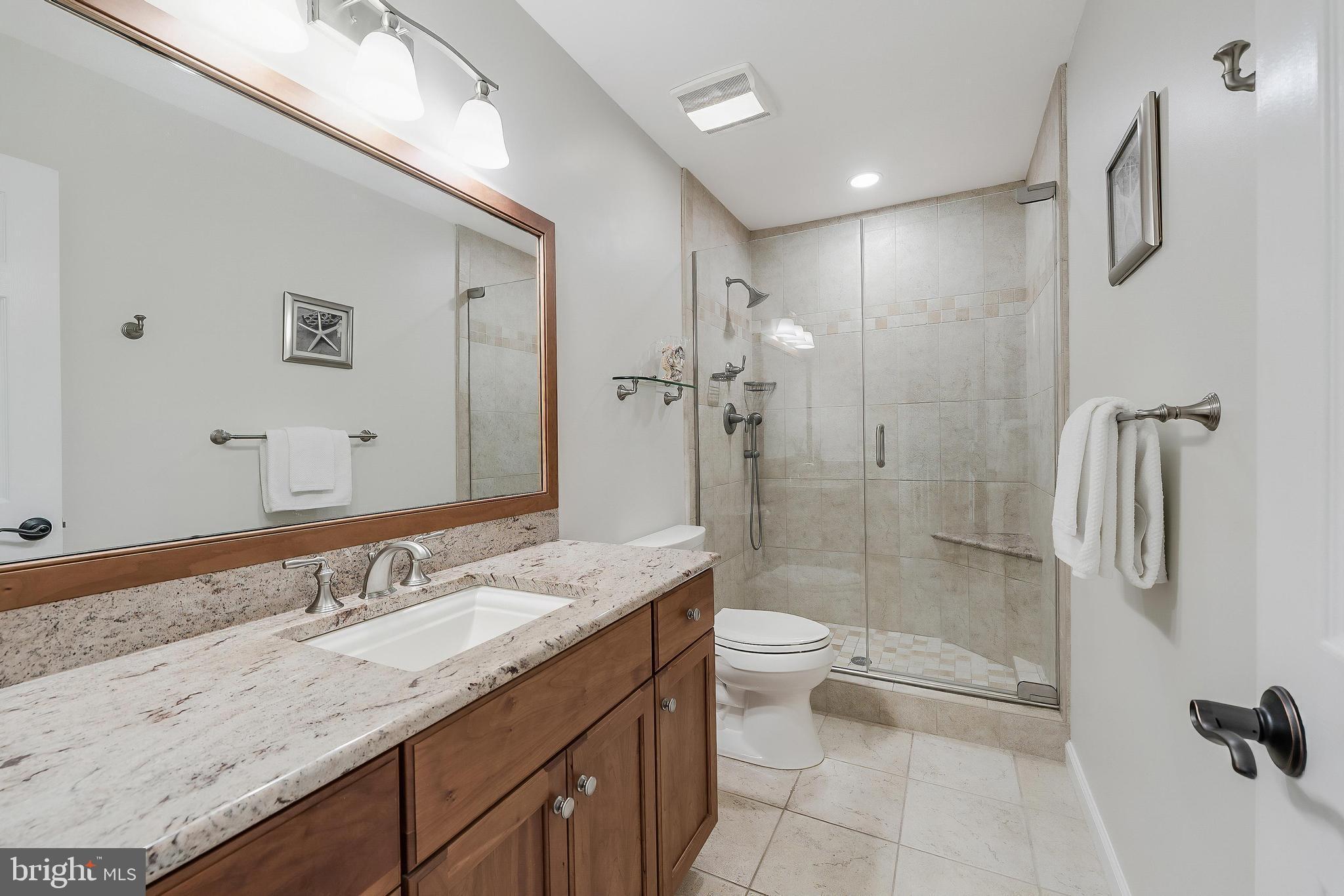 CHANTILLY HIGHLANDS - Residential
