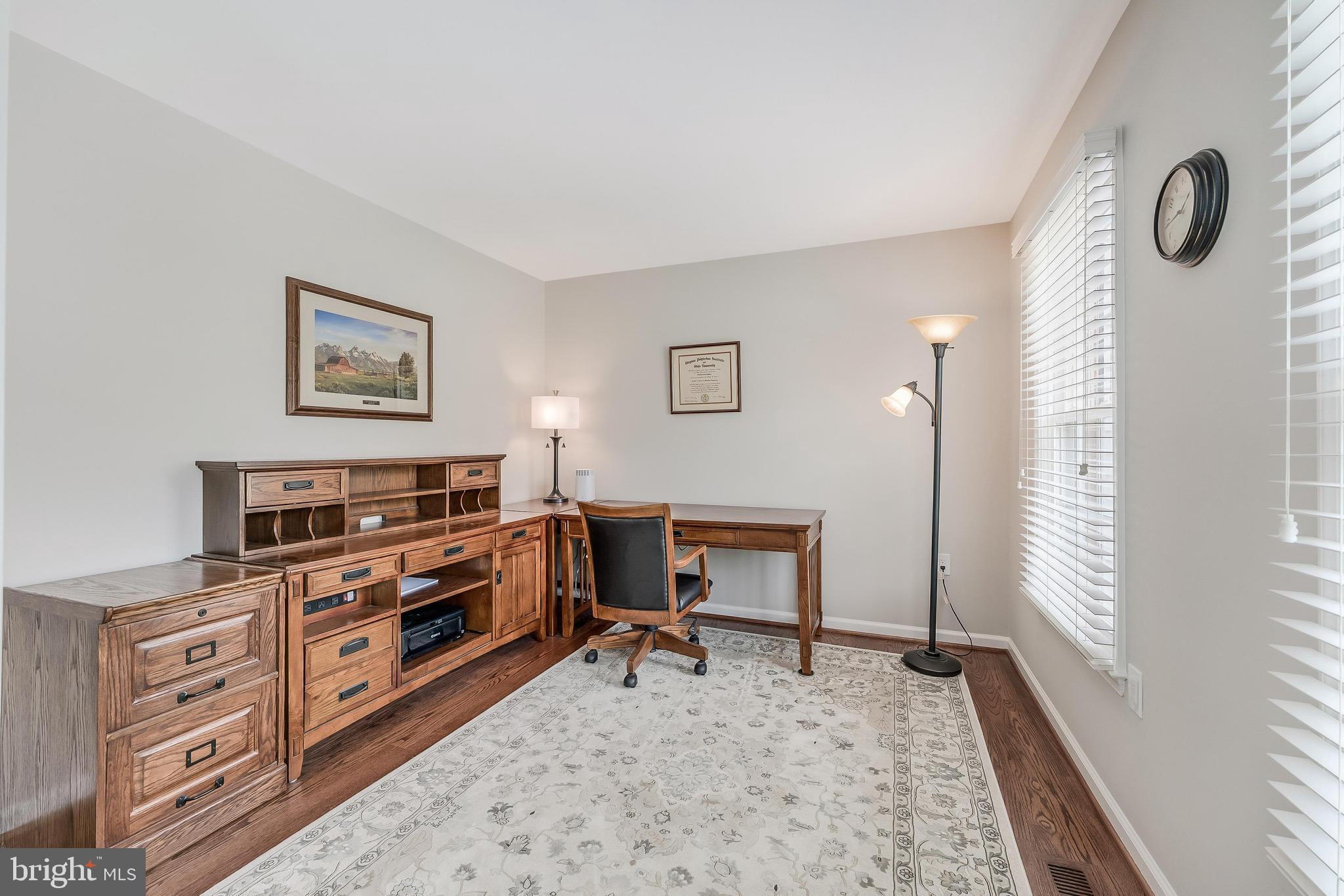 CHANTILLY HIGHLANDS - Residential