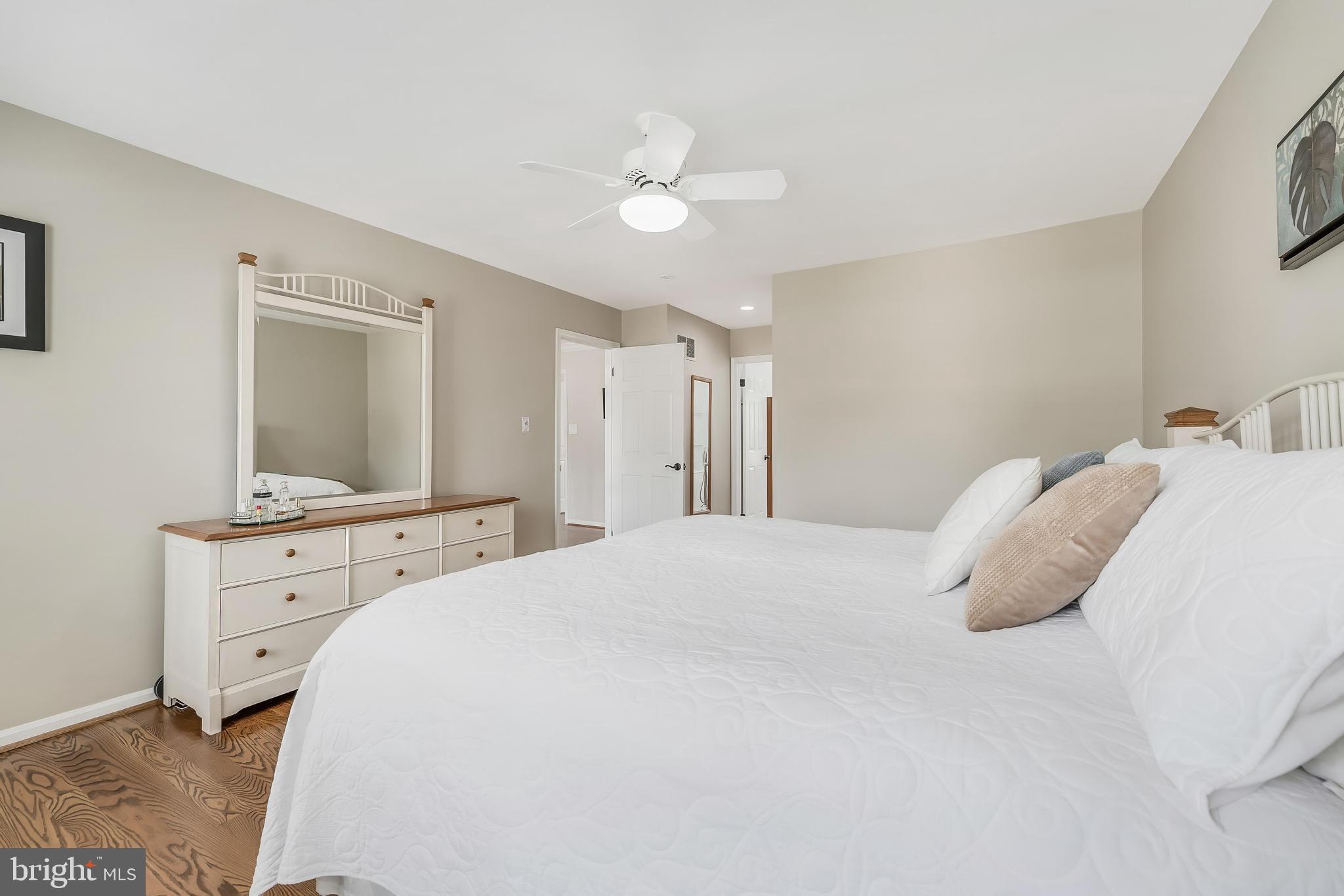 CHANTILLY HIGHLANDS - Residential