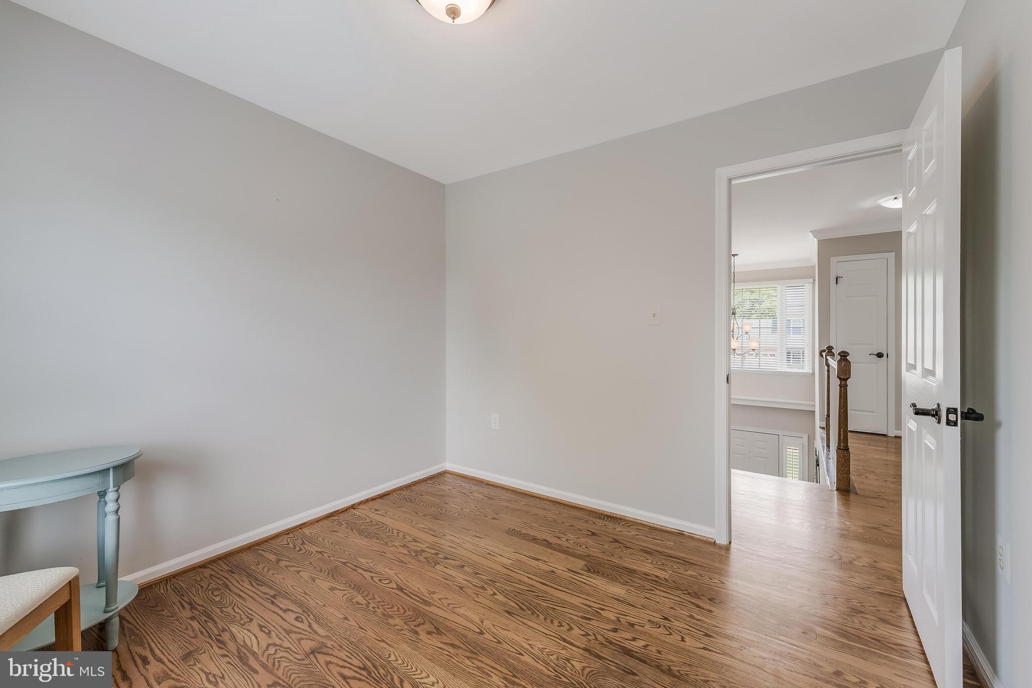 CHANTILLY HIGHLANDS - Residential