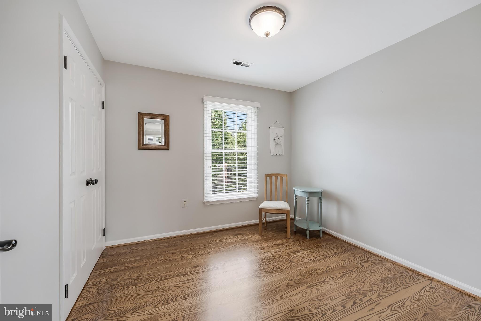 CHANTILLY HIGHLANDS - Residential