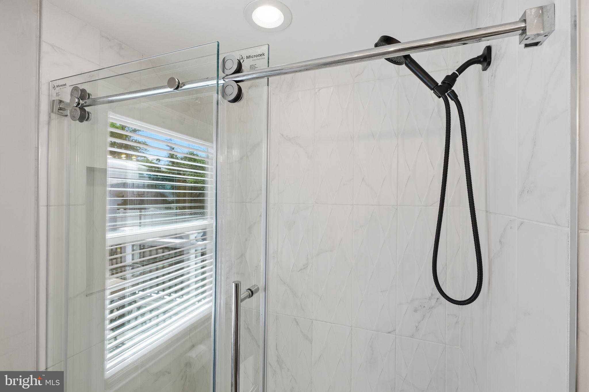 WASHINGTON HGTS - Residential