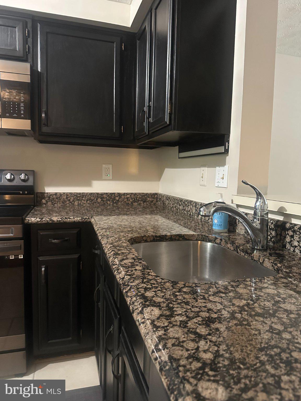HICKORY RIDGE - Residential