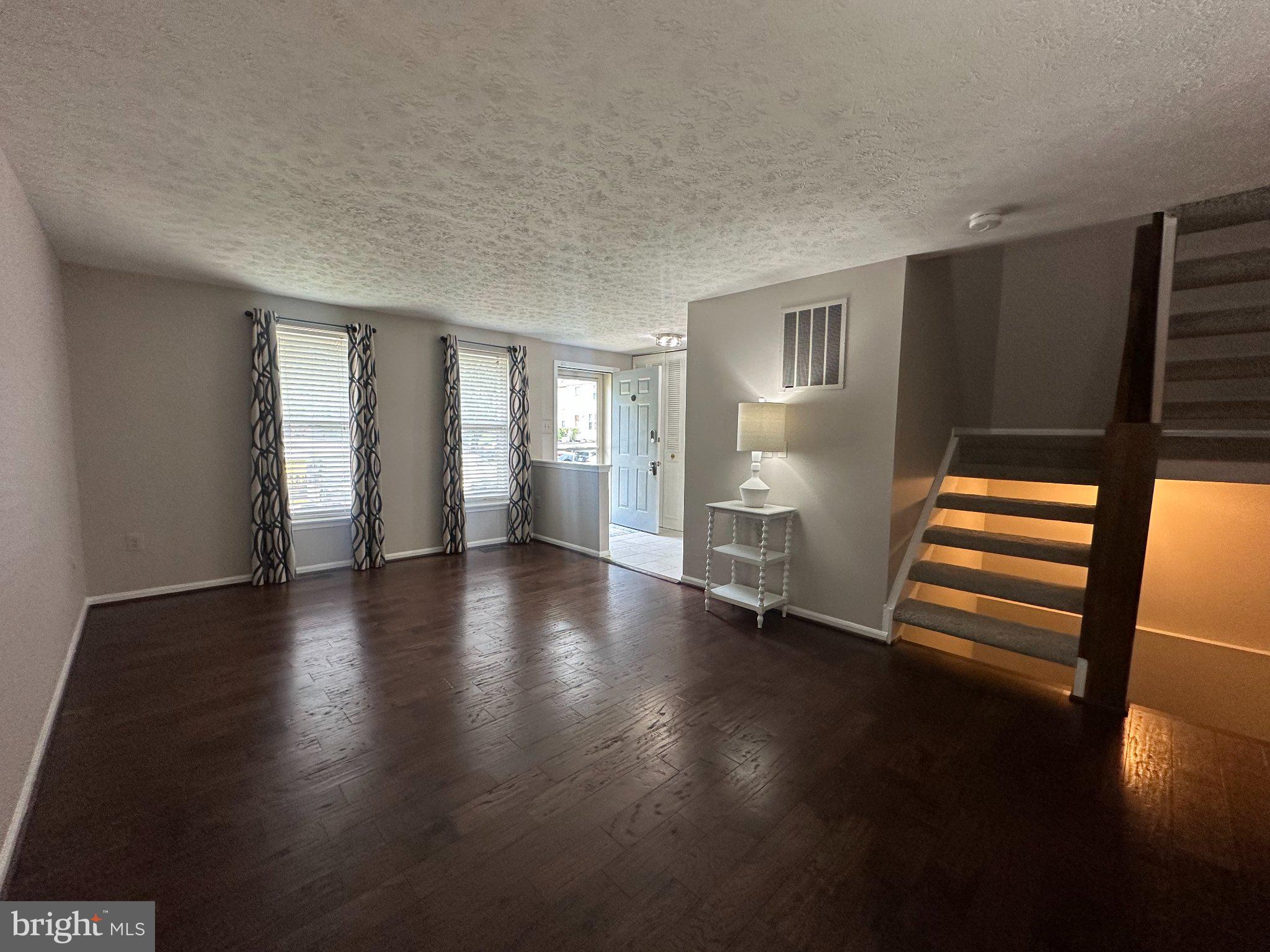 HICKORY RIDGE - Residential