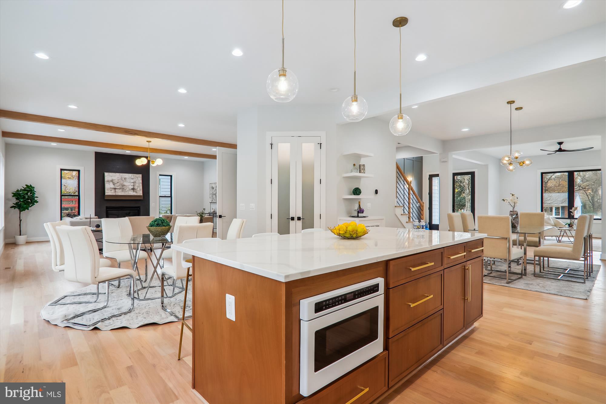 VIENNA WOODS - Residential