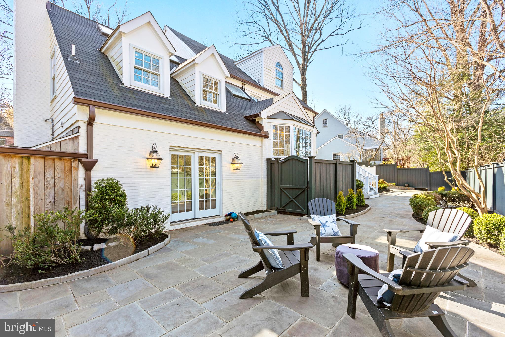 ROLLINGWOOD - Residential