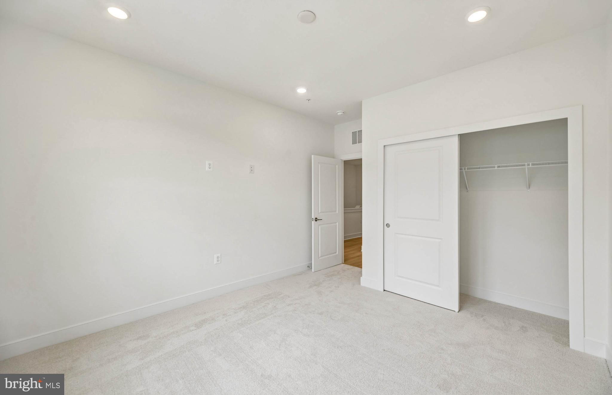 WATKINS MILL STATION - Residential
