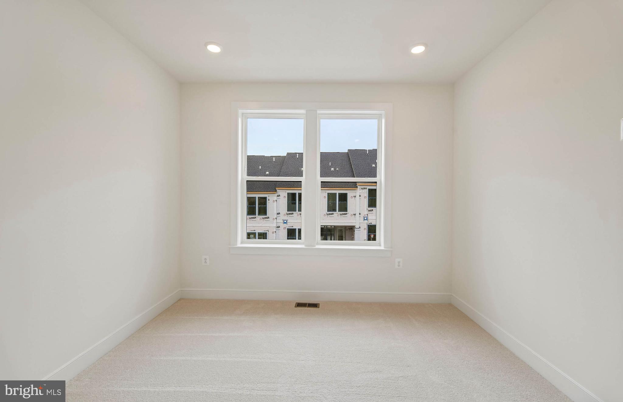 WATKINS MILL STATION - Residential
