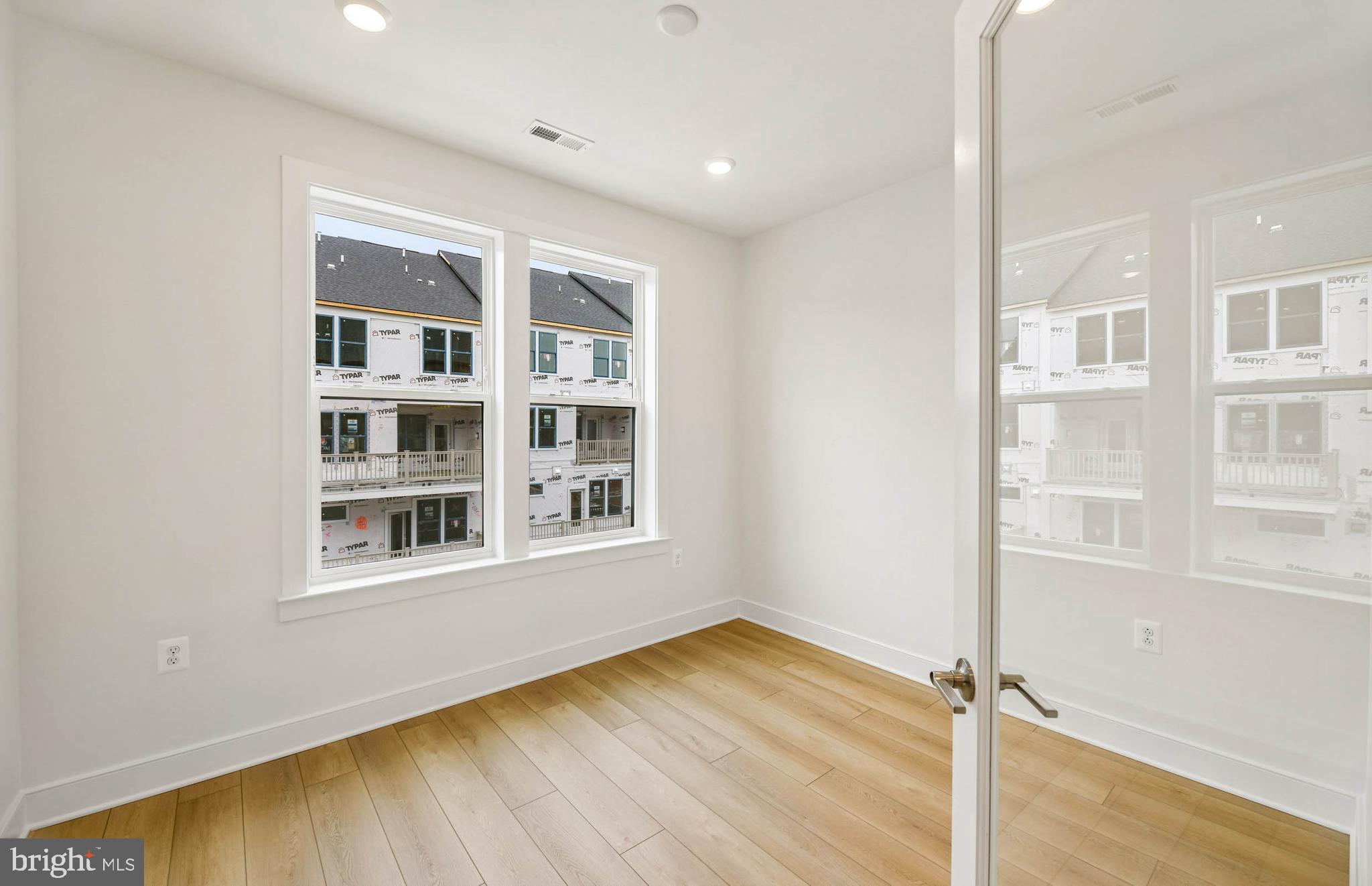 WATKINS MILL STATION - Residential