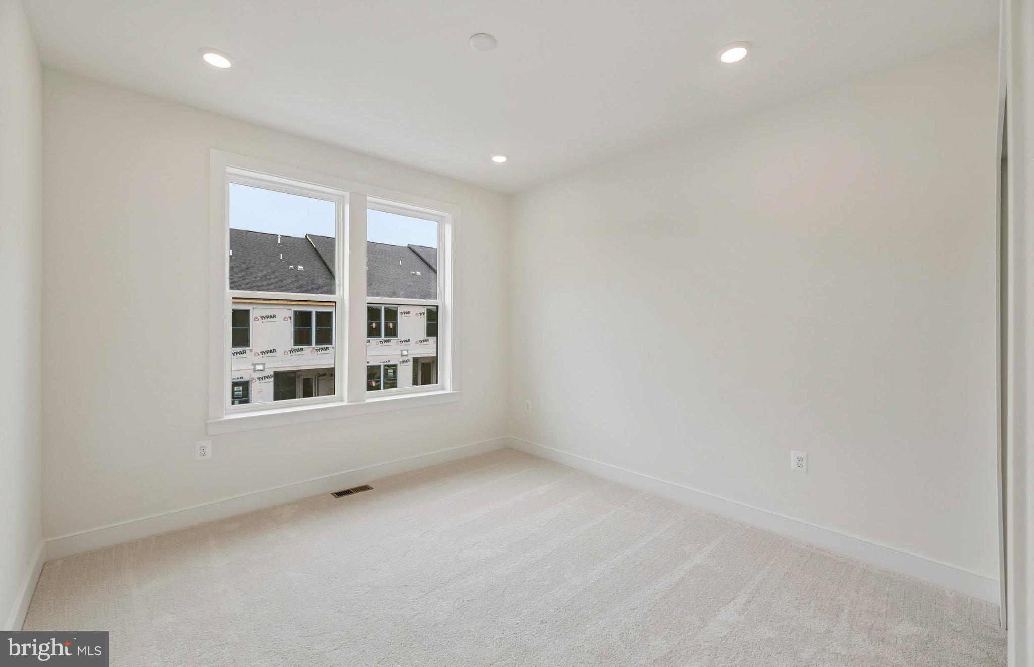WATKINS MILL STATION - Residential