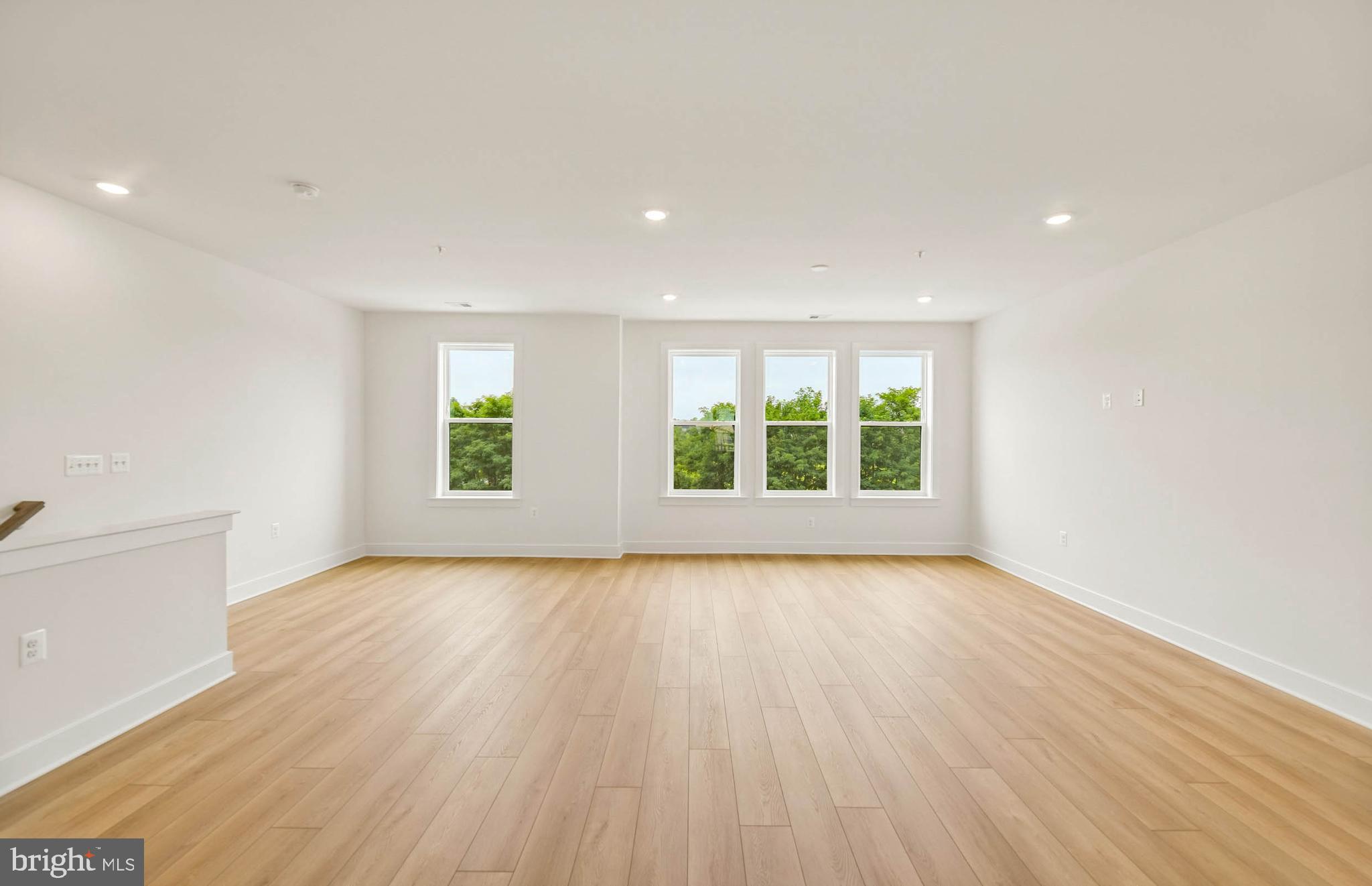 WATKINS MILL STATION - Residential