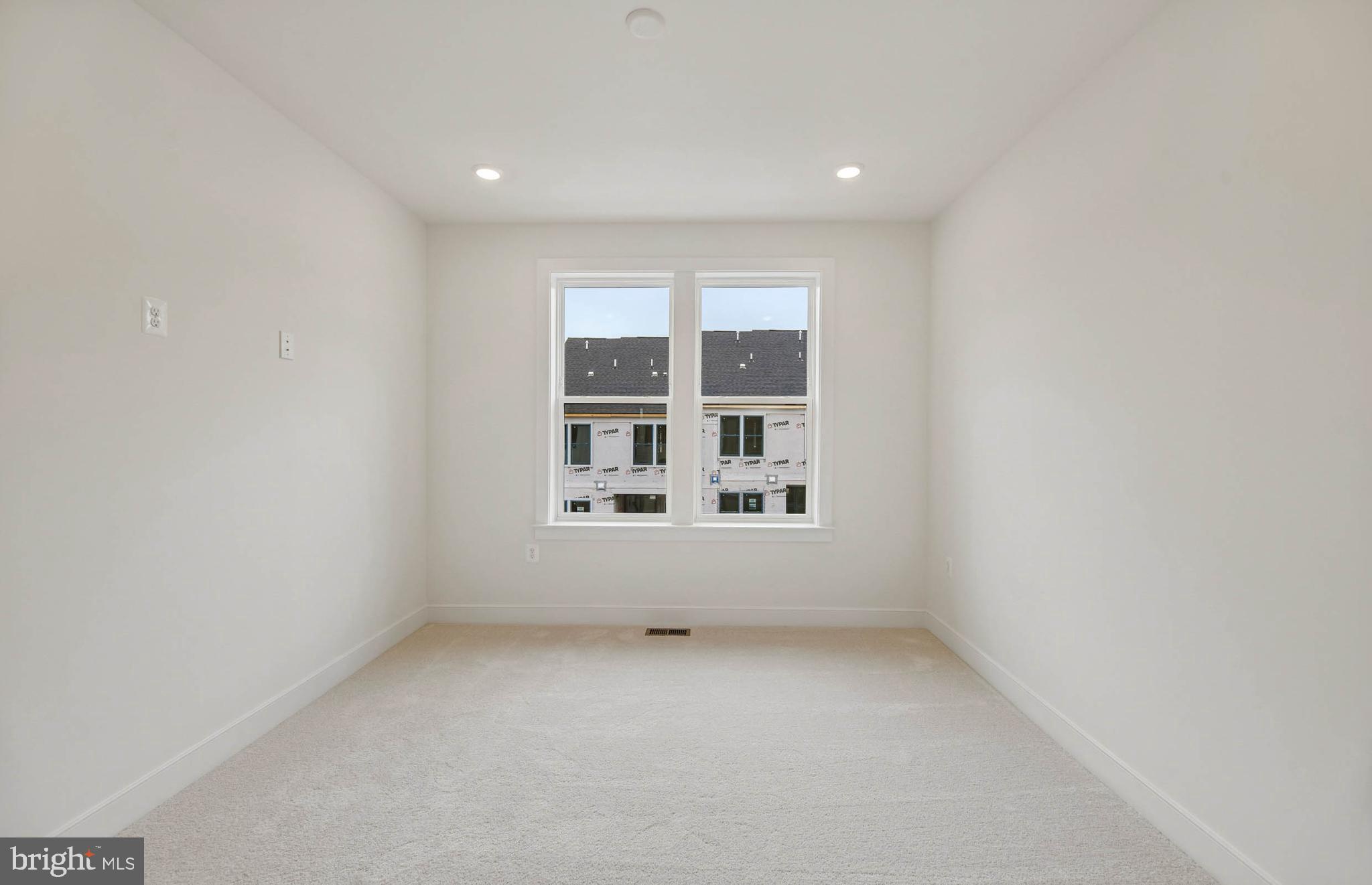 WATKINS MILL STATION - Residential