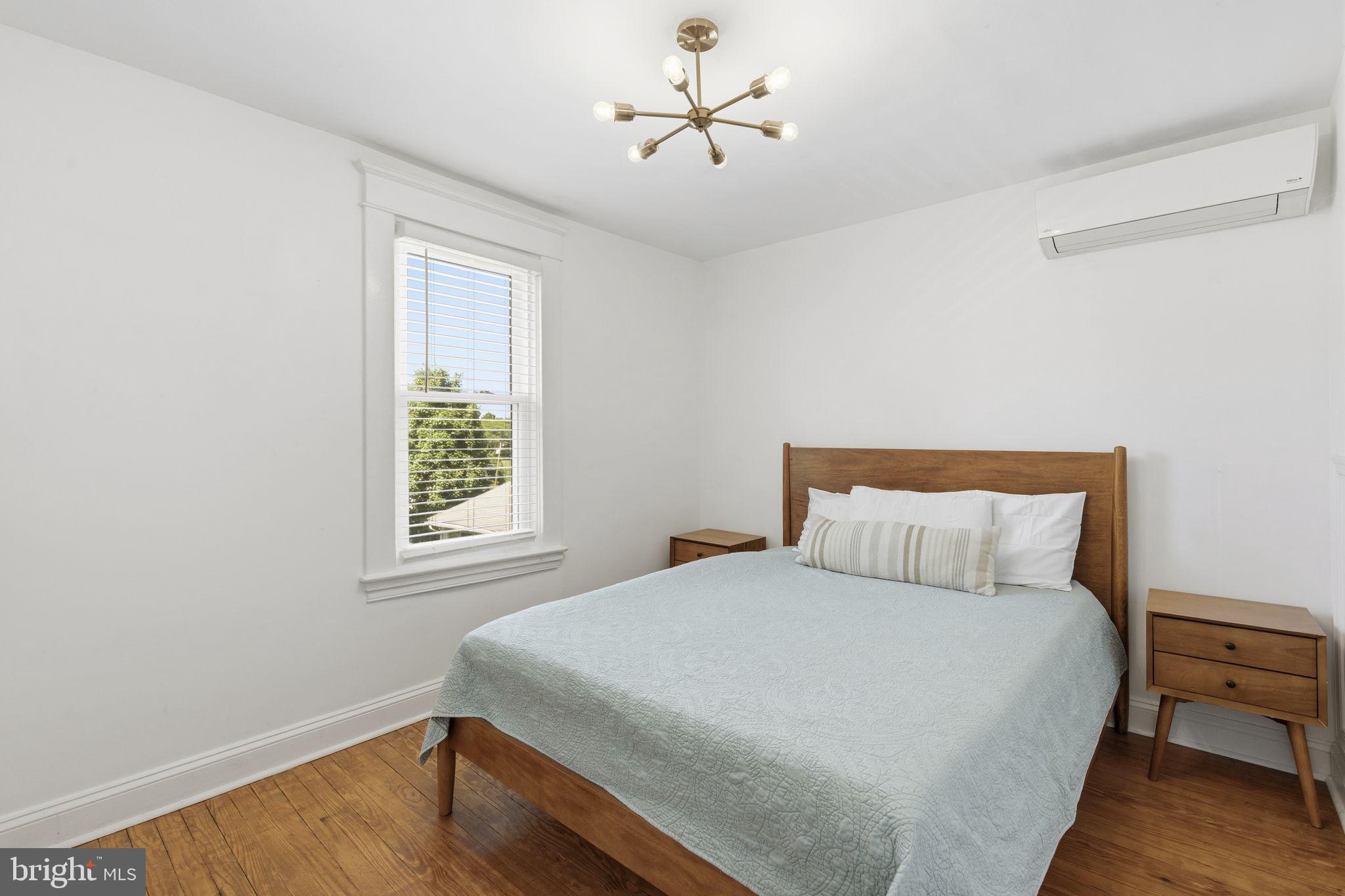 BLOOMSBURY FIELD - Residential