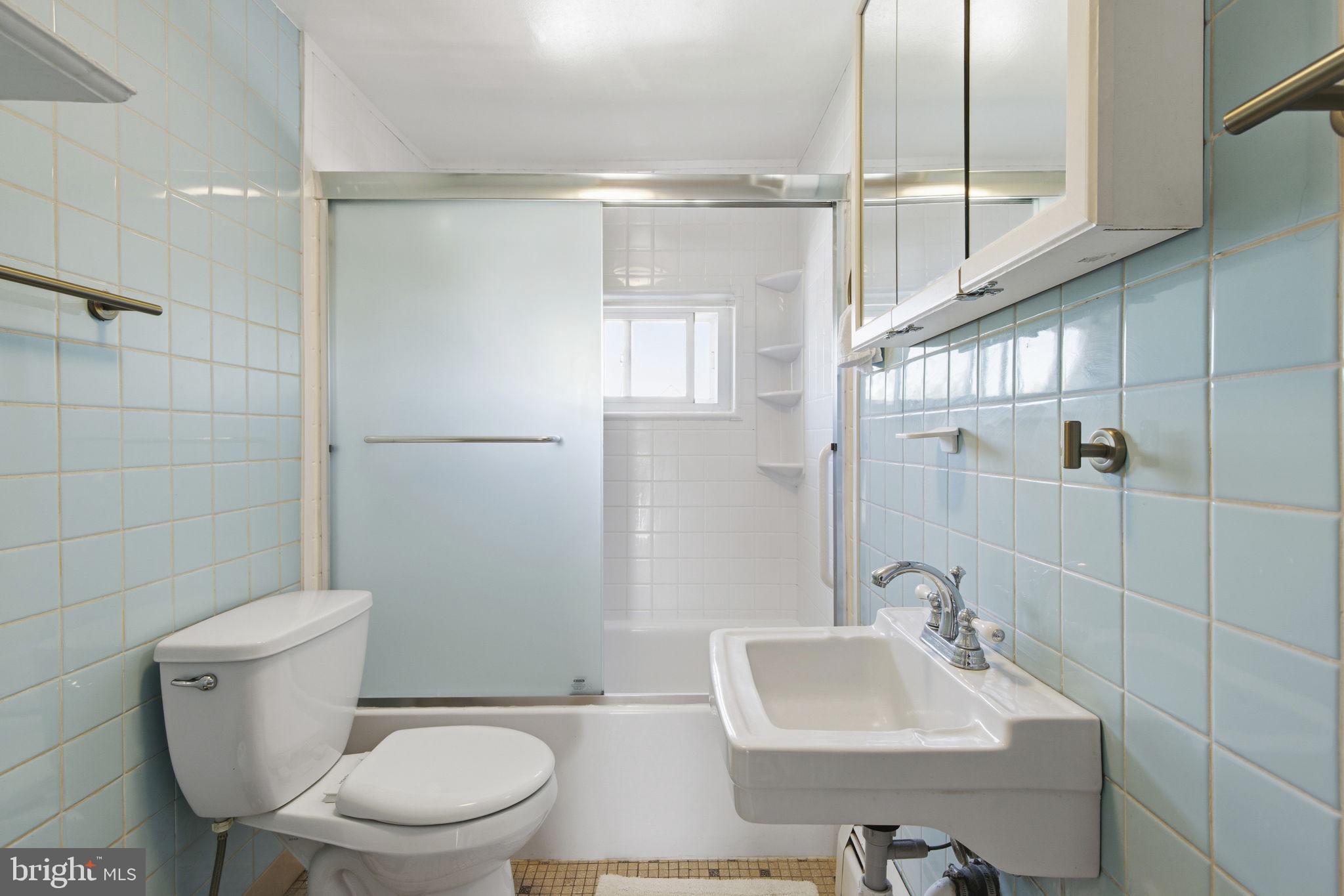 BLOOMSBURY FIELD - Residential