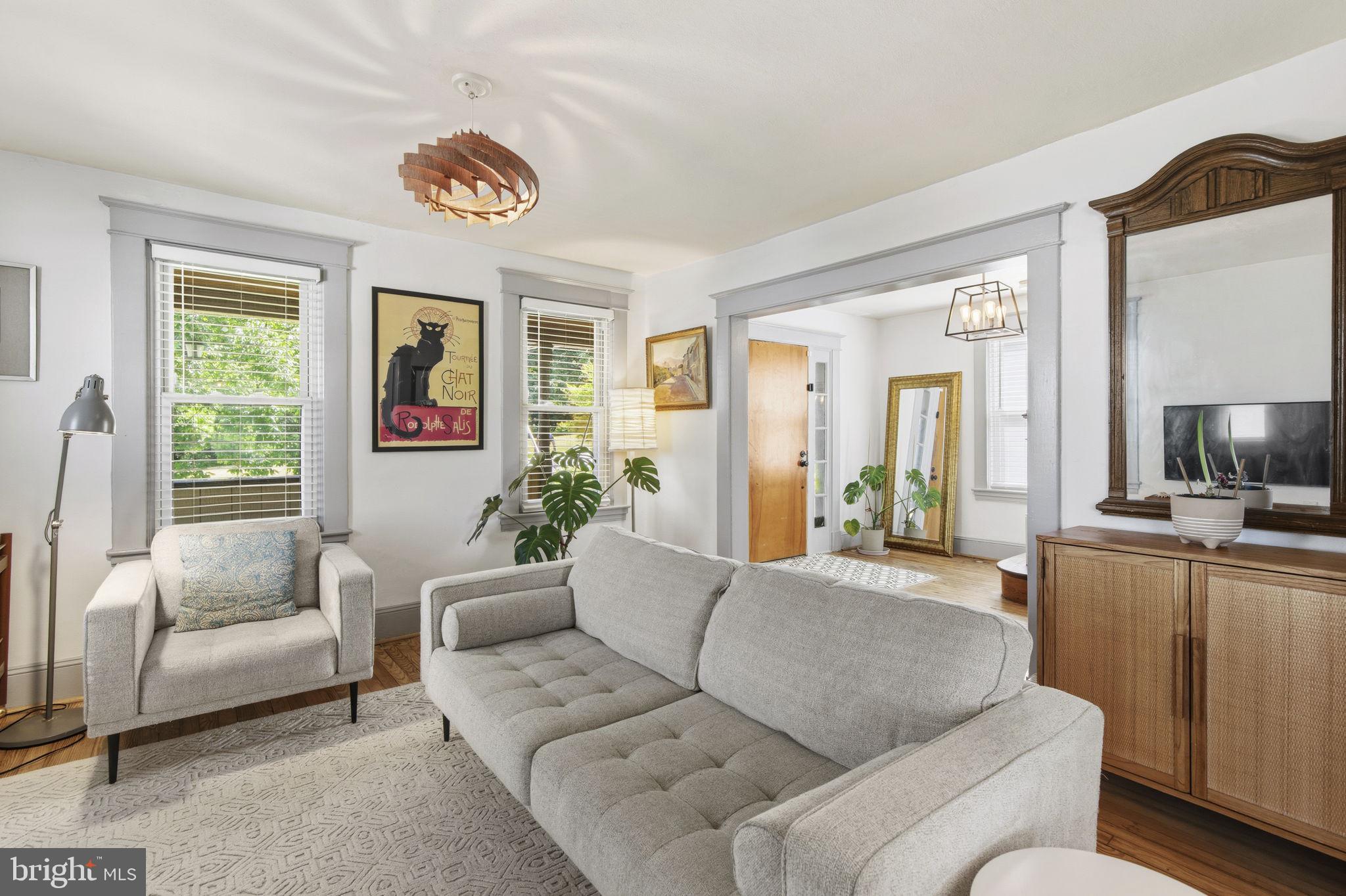 BLOOMSBURY FIELD - Residential