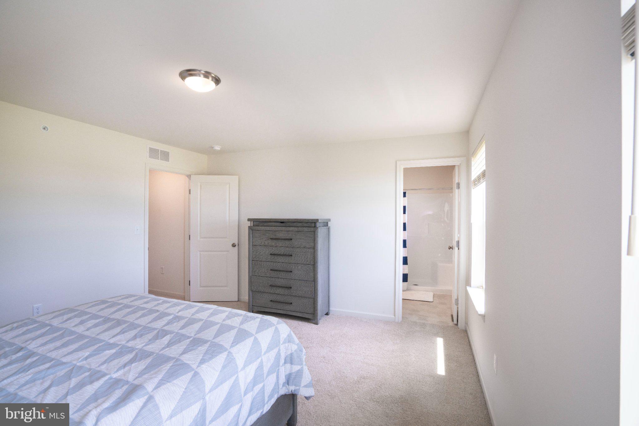 HARVEST MEADOWS - Residential