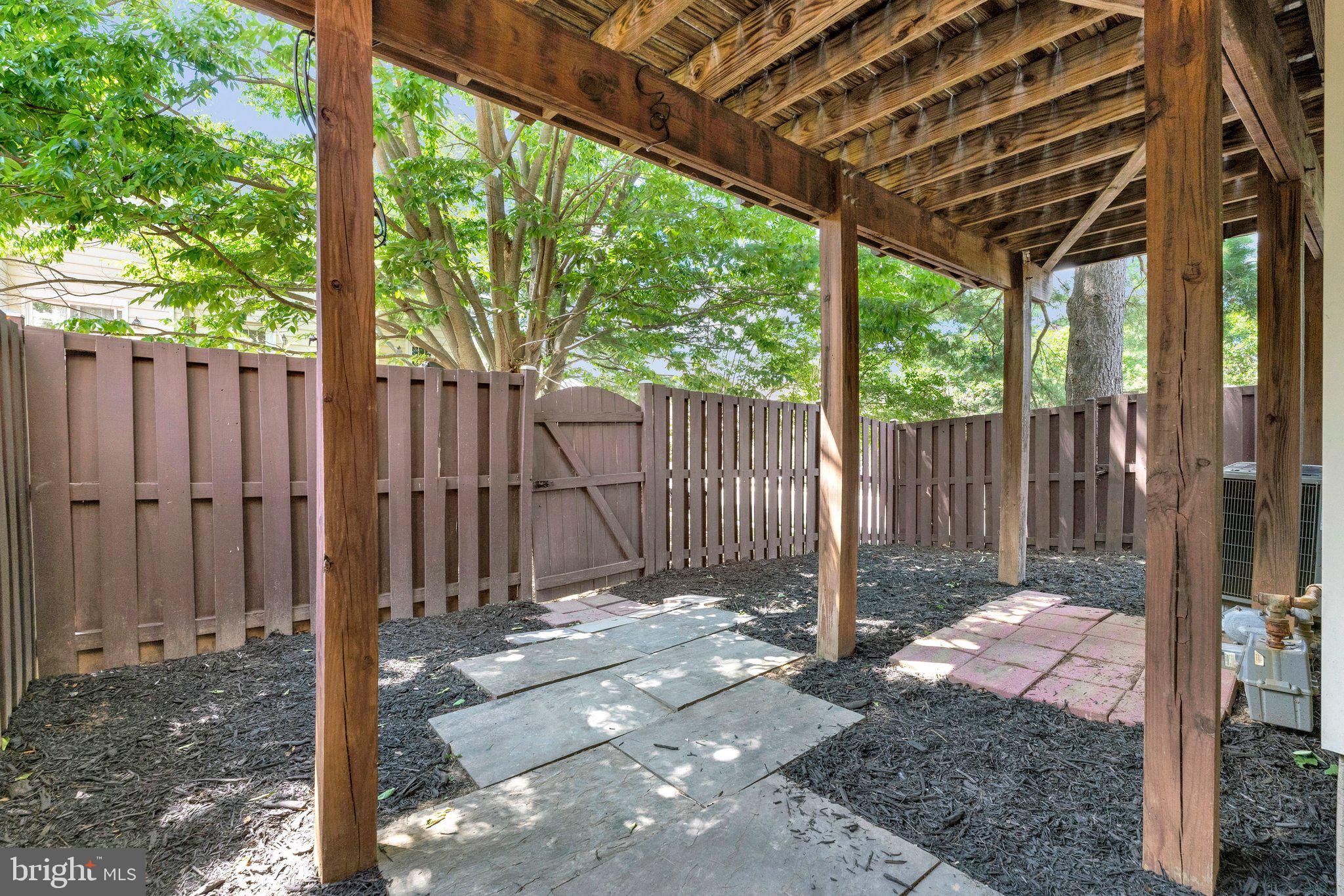 TYSONS STATION - Residential