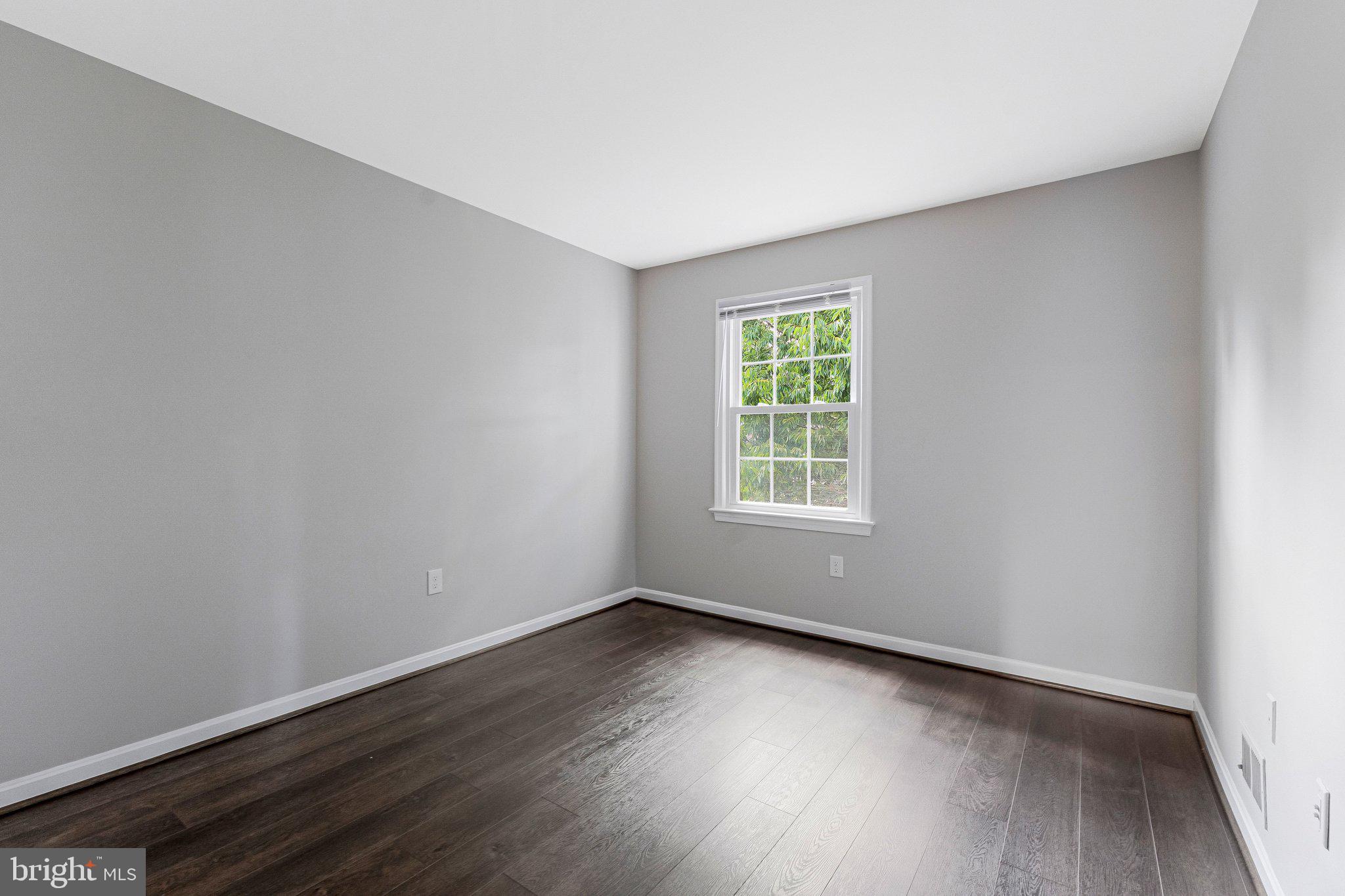 TYSONS STATION - Residential