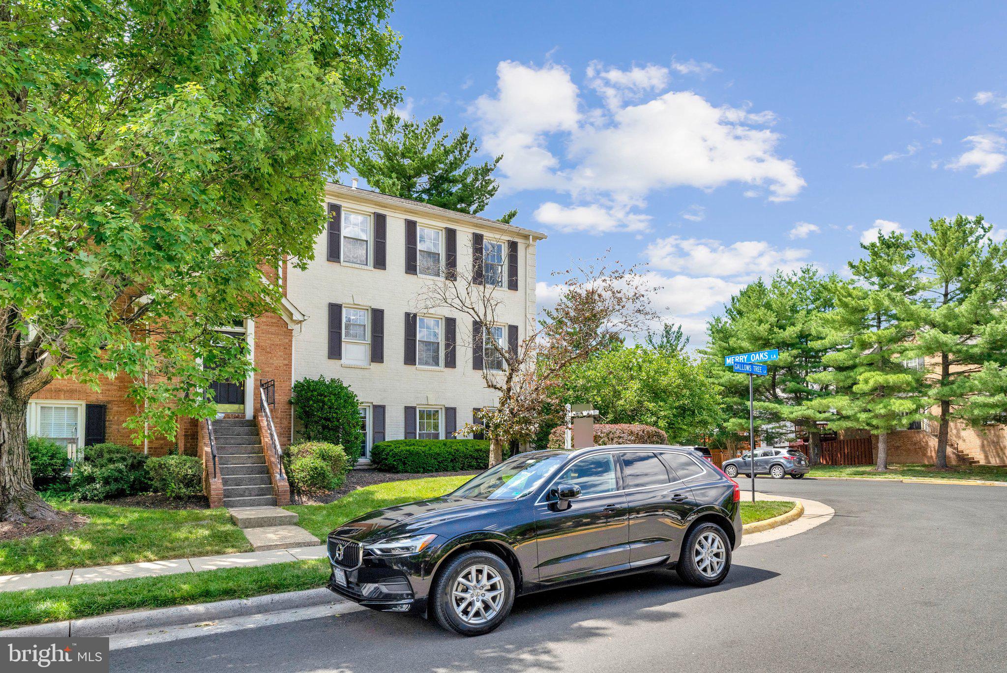TYSONS STATION - Residential