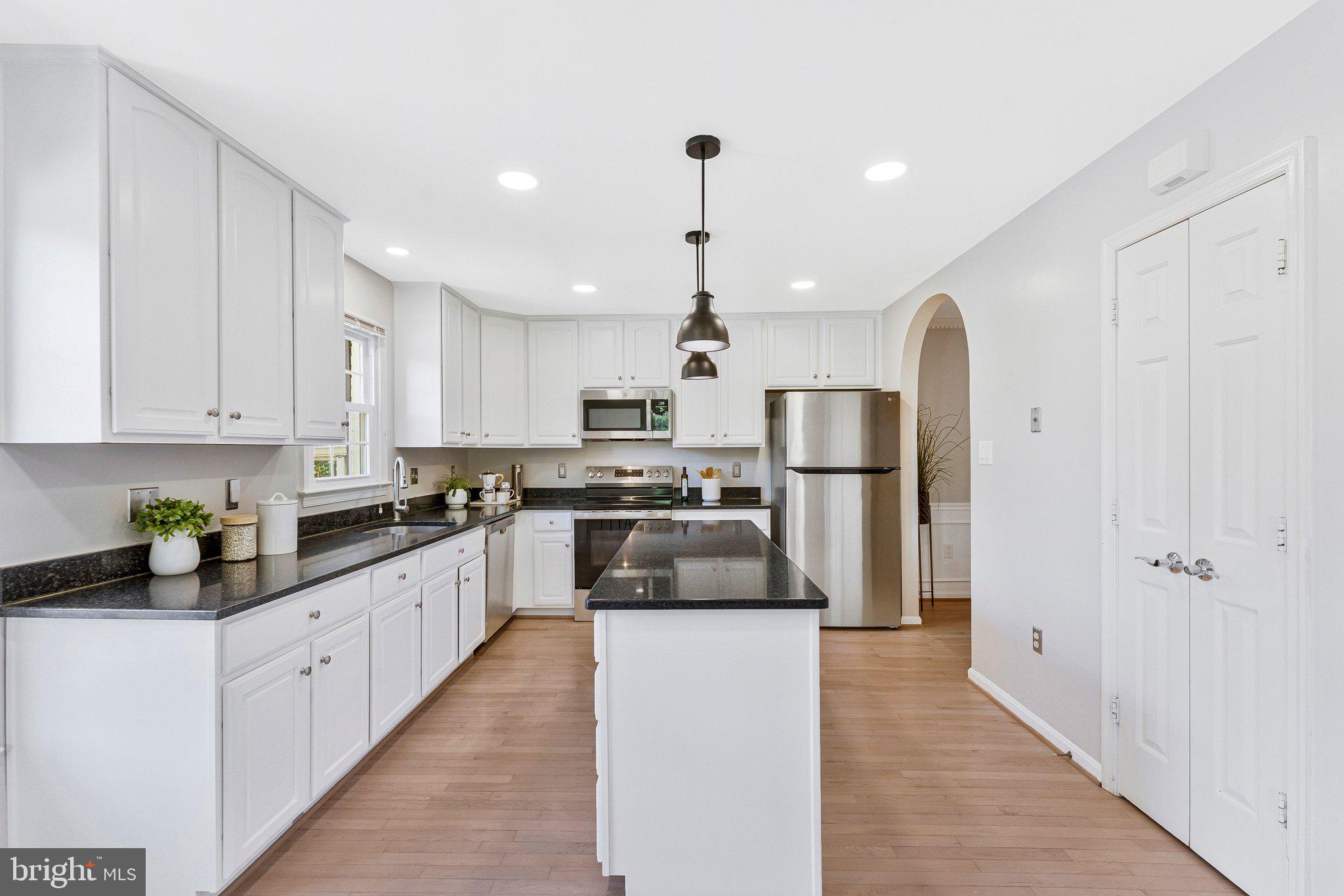 TYSONS STATION - Residential