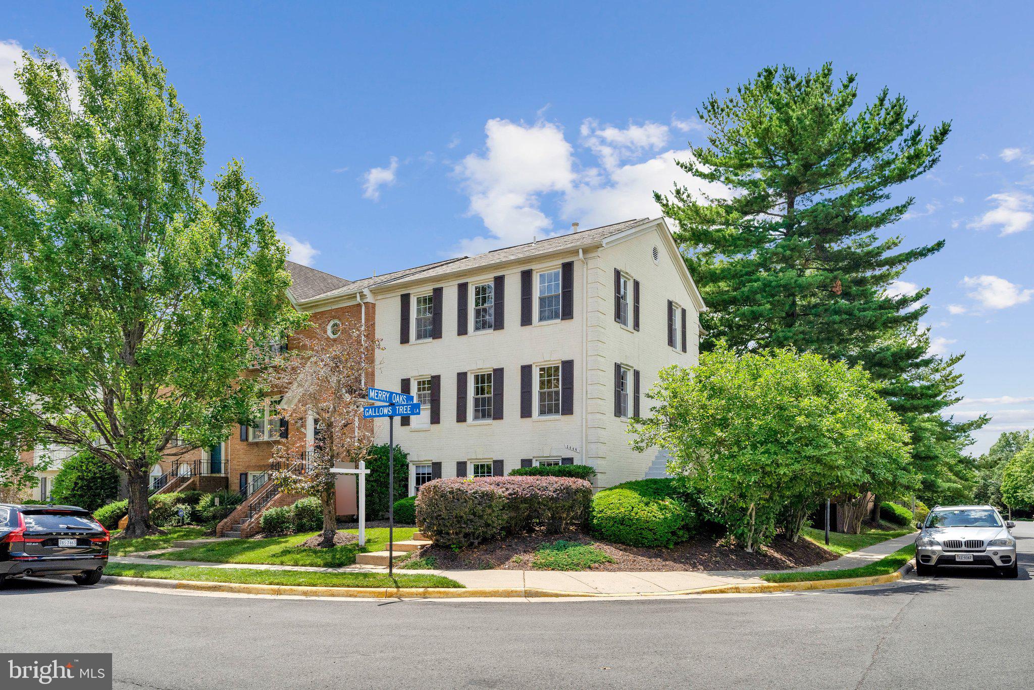 TYSONS STATION - Residential