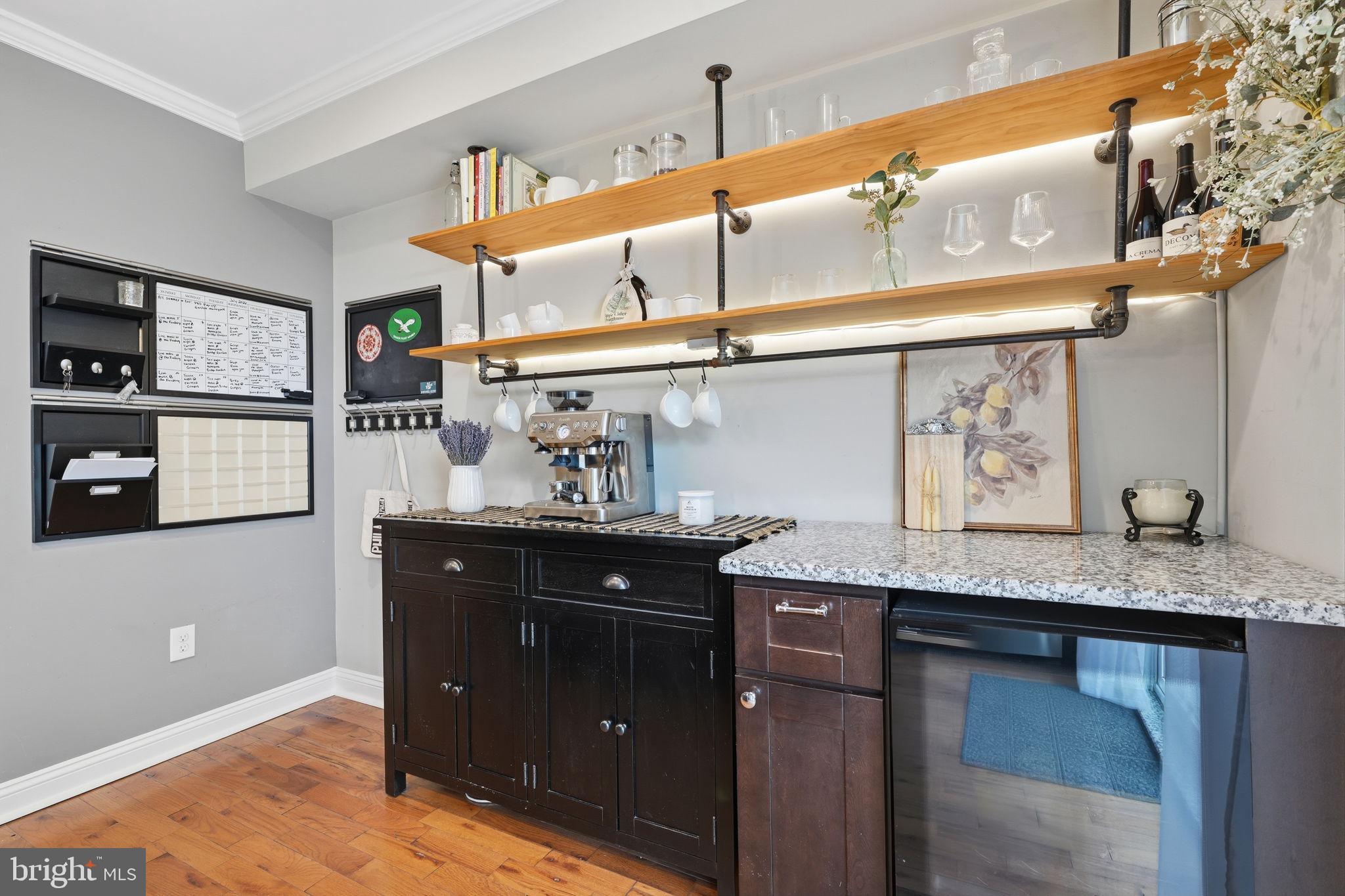 ROXBOROUGH - Residential