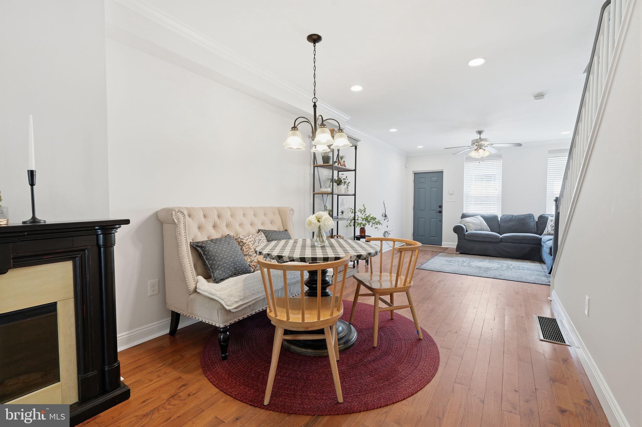 ROXBOROUGH - Residential