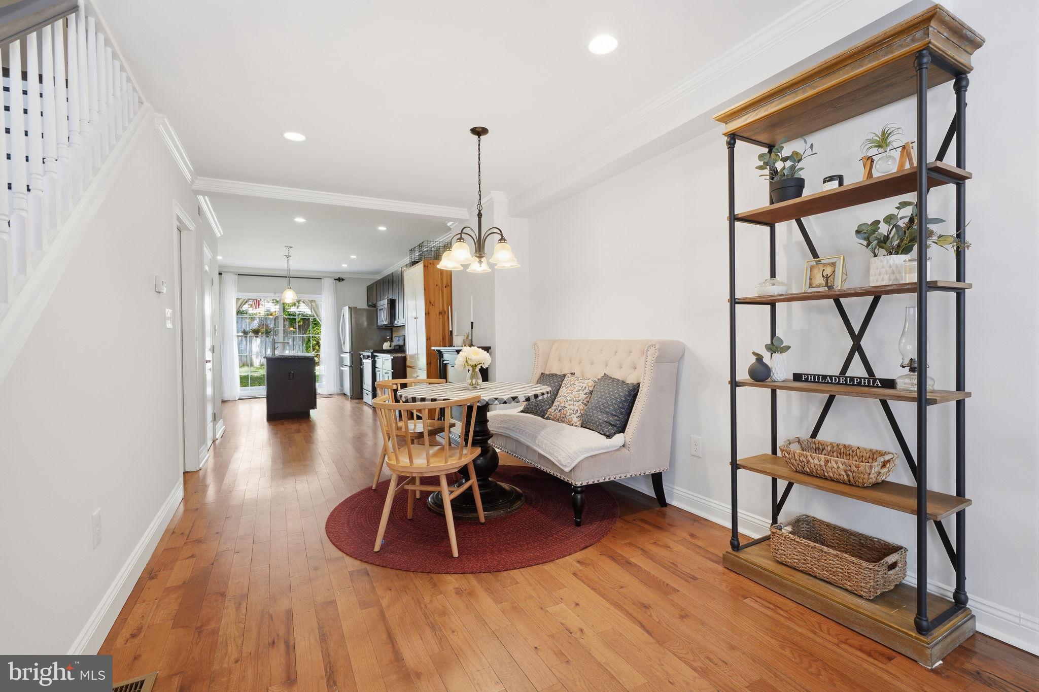 ROXBOROUGH - Residential