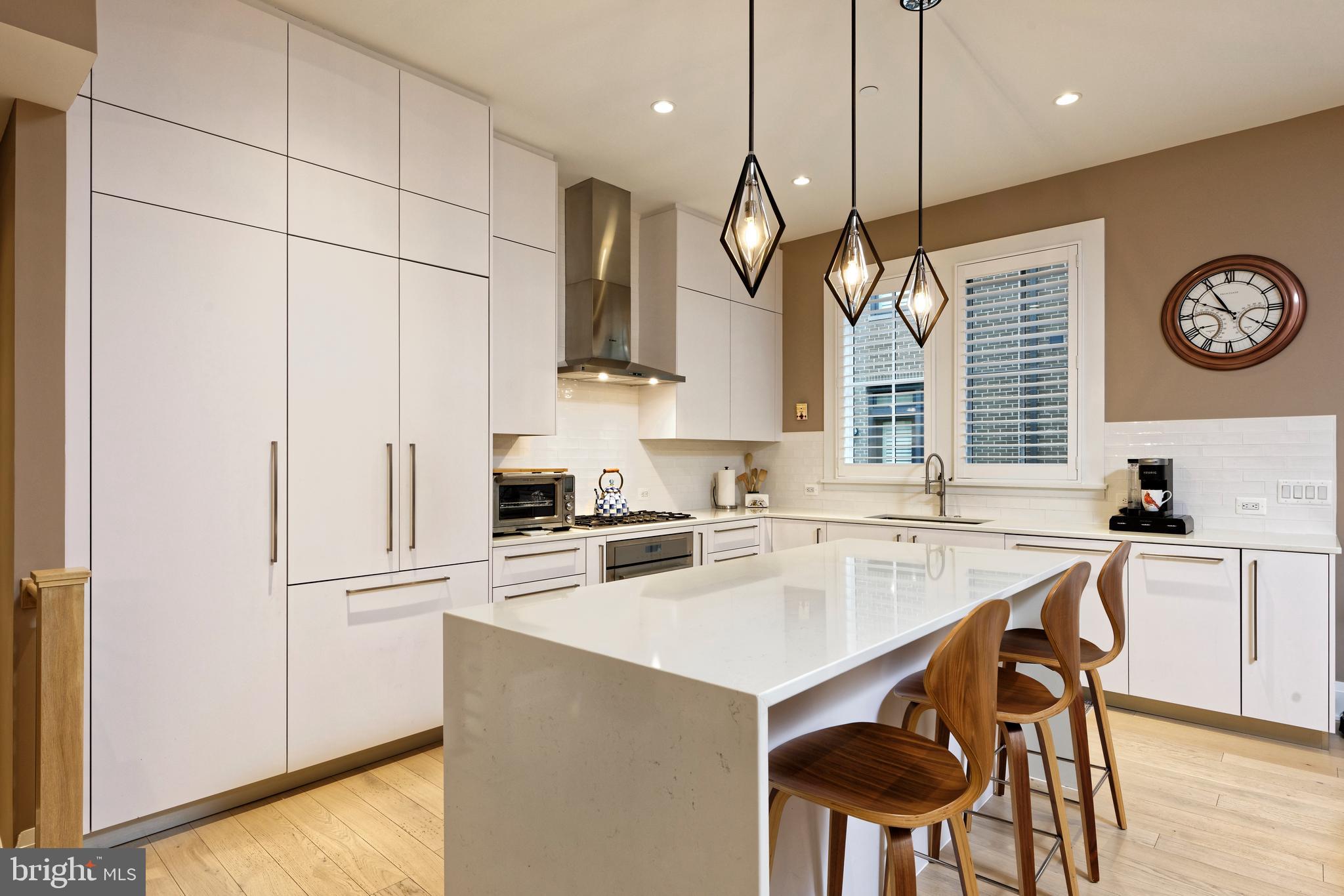 ROBINSON LANDING - Residential