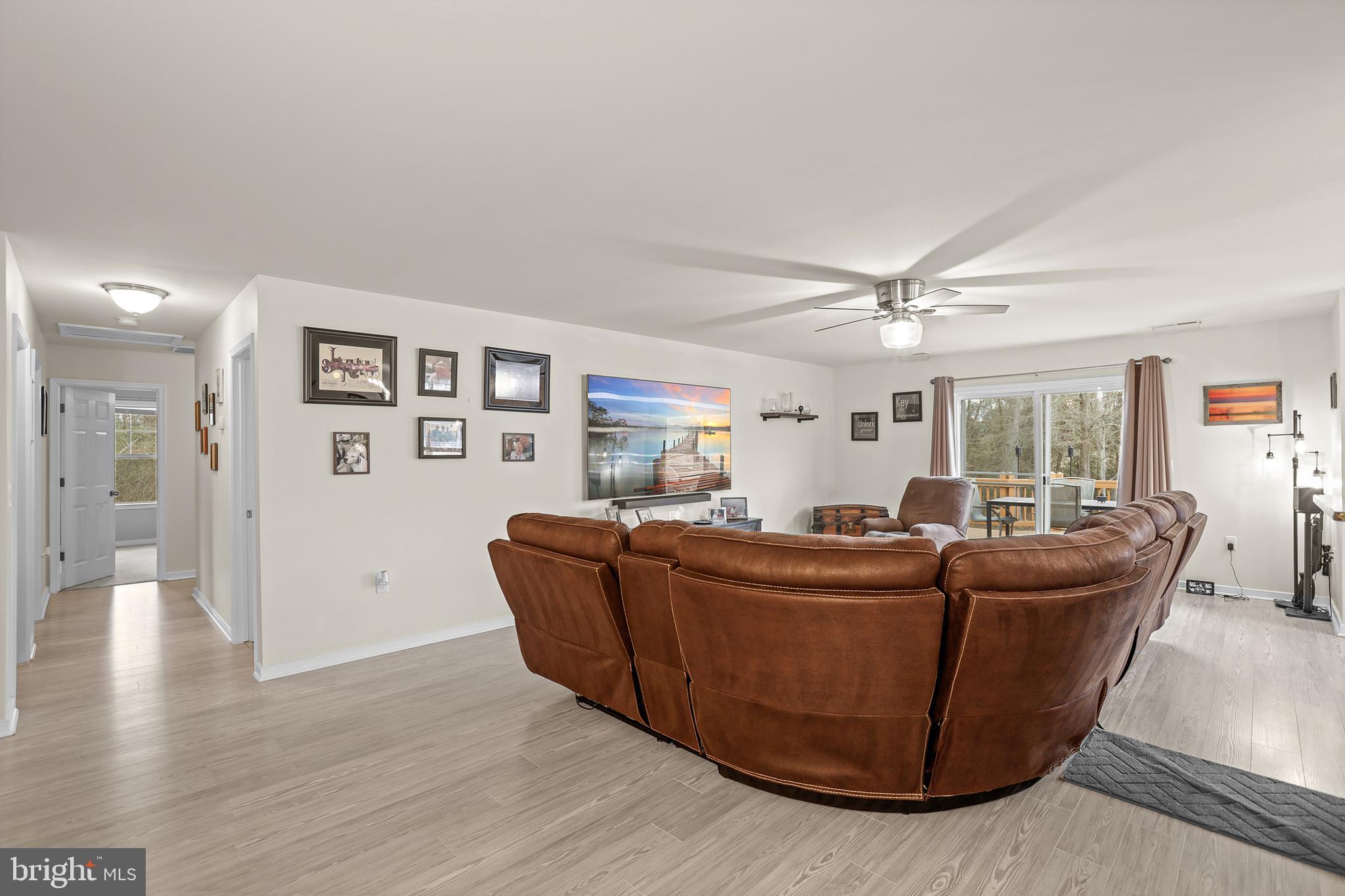 CABIN POINT / GLEBE HARBOR - Residential