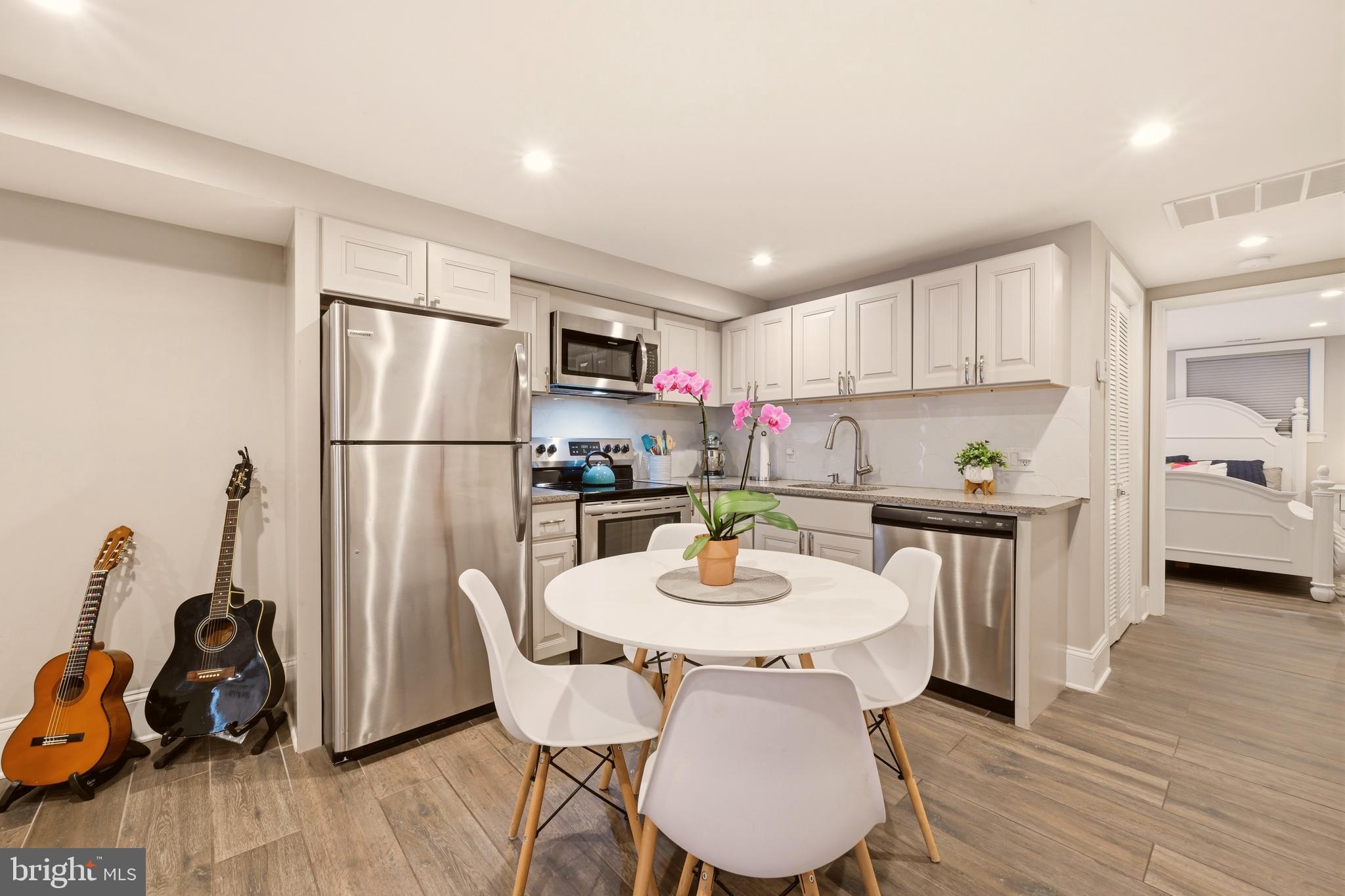 PETWORTH - Residential