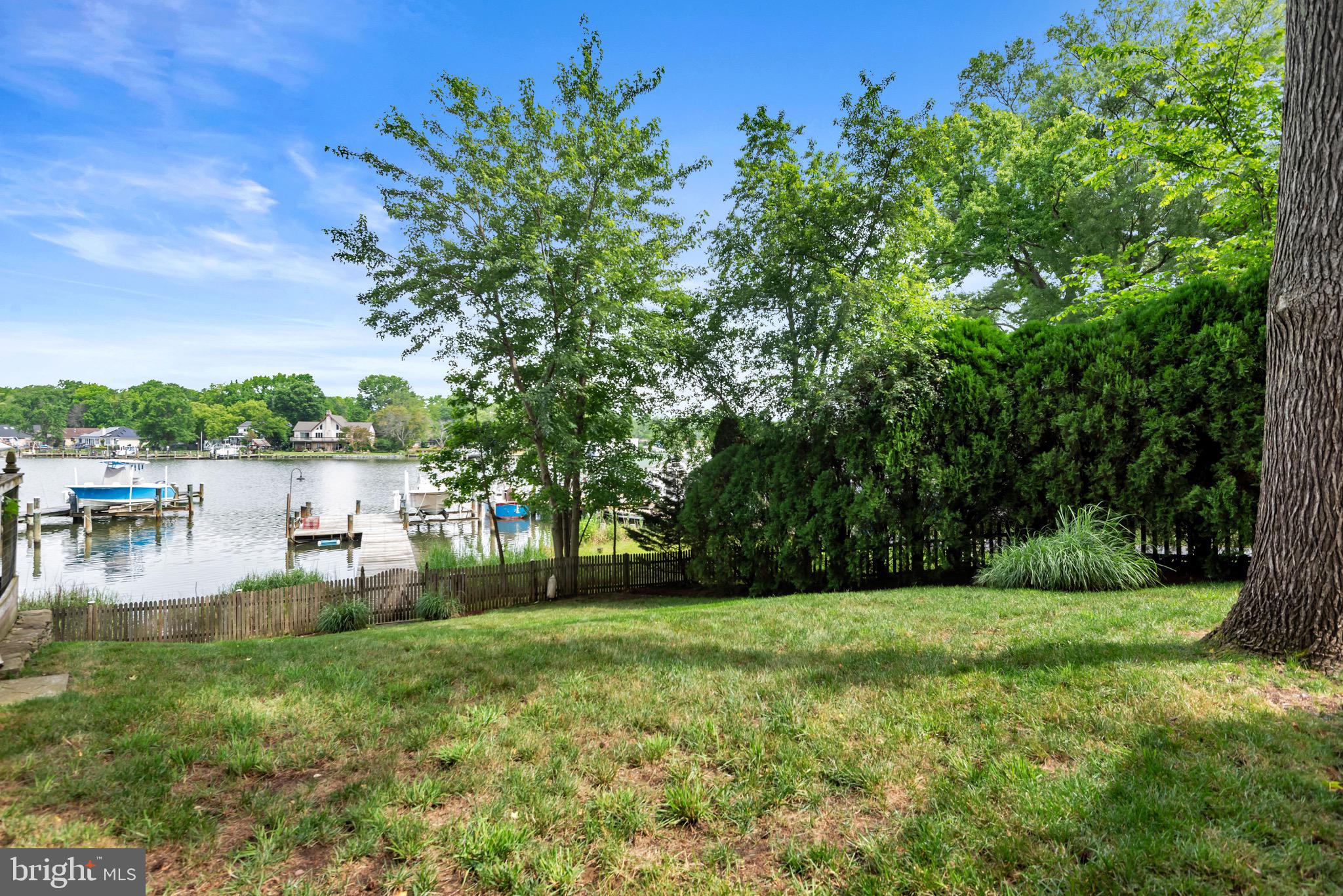 RHODE HARBOR - Residential