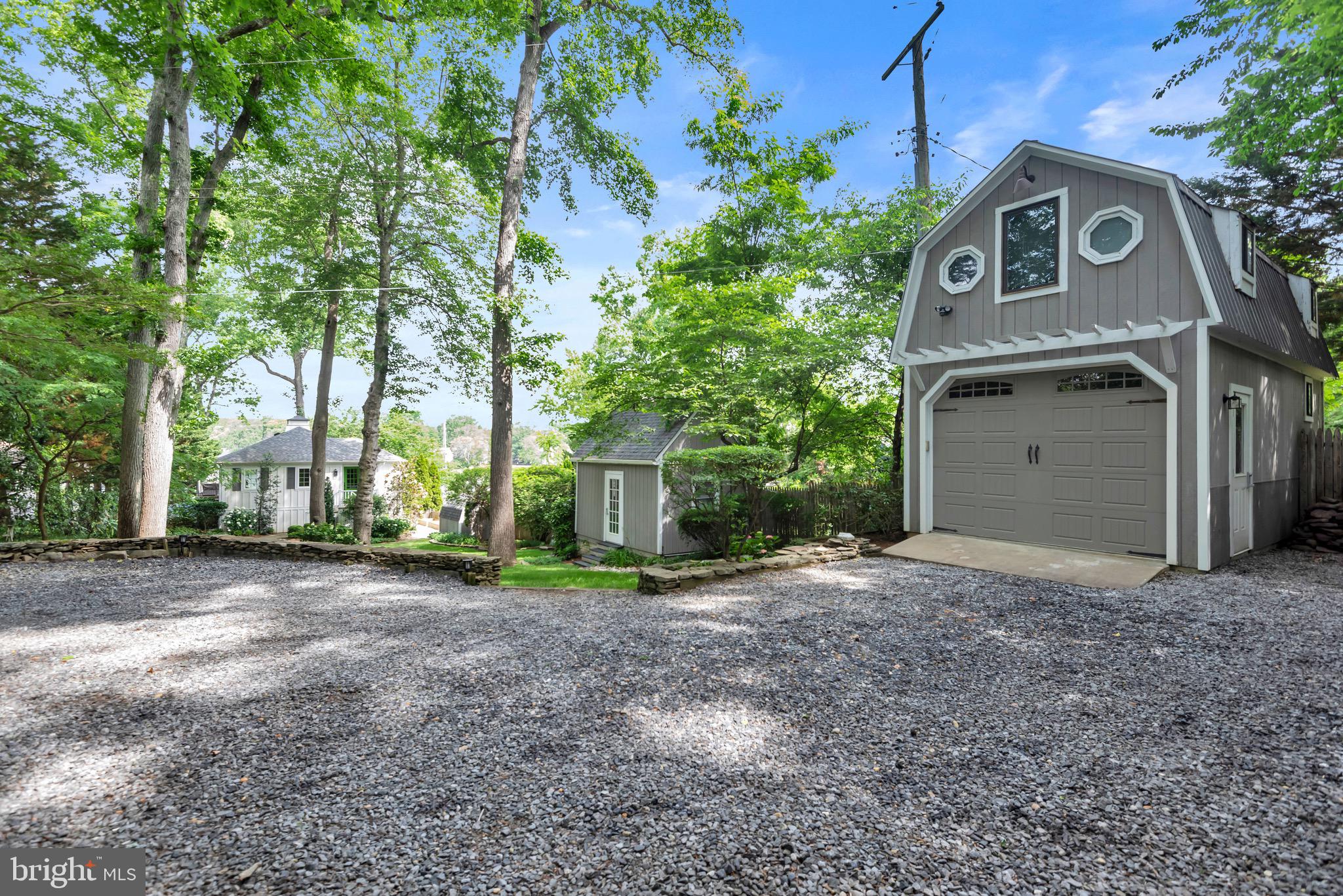RHODE HARBOR - Residential