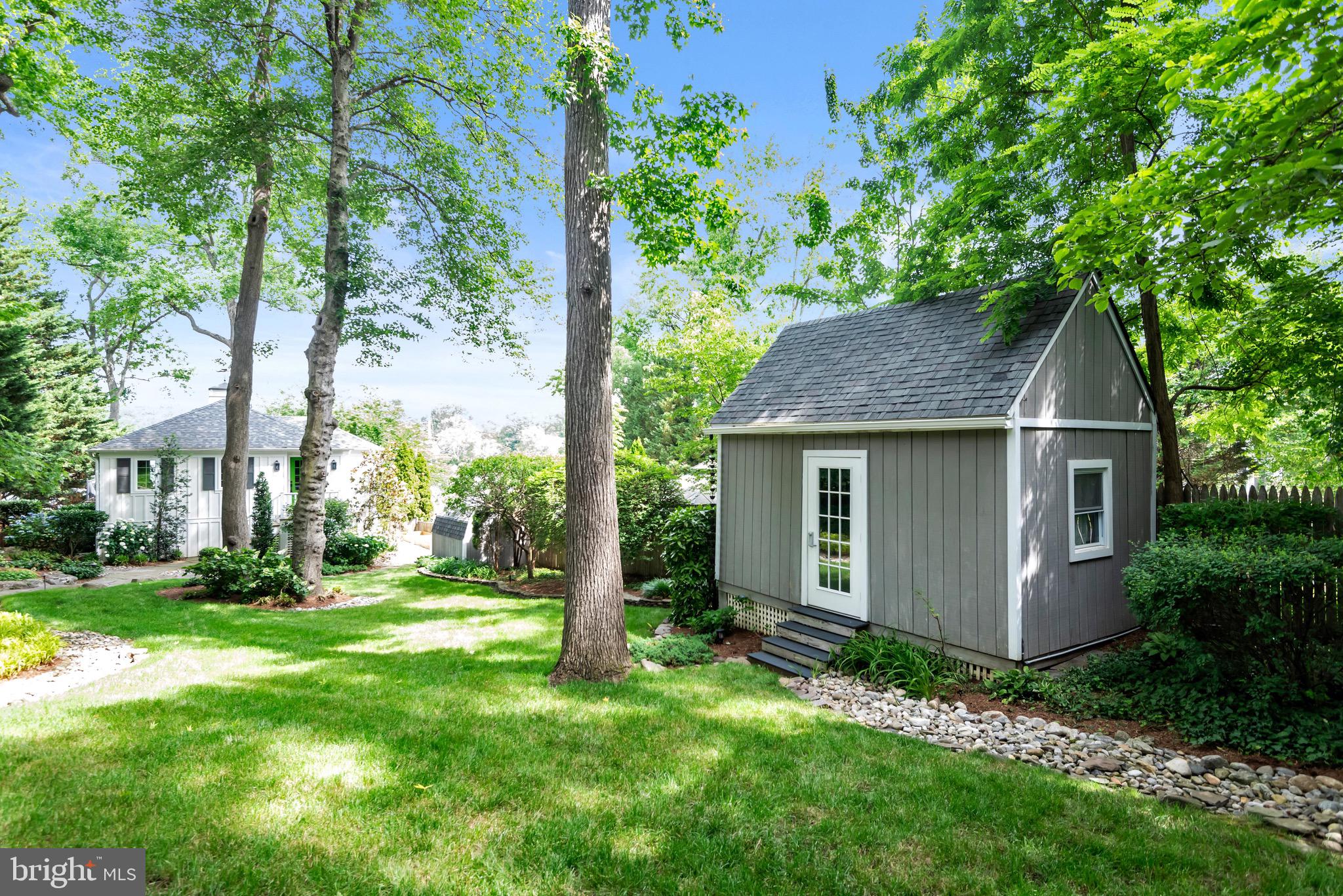 RHODE HARBOR - Residential