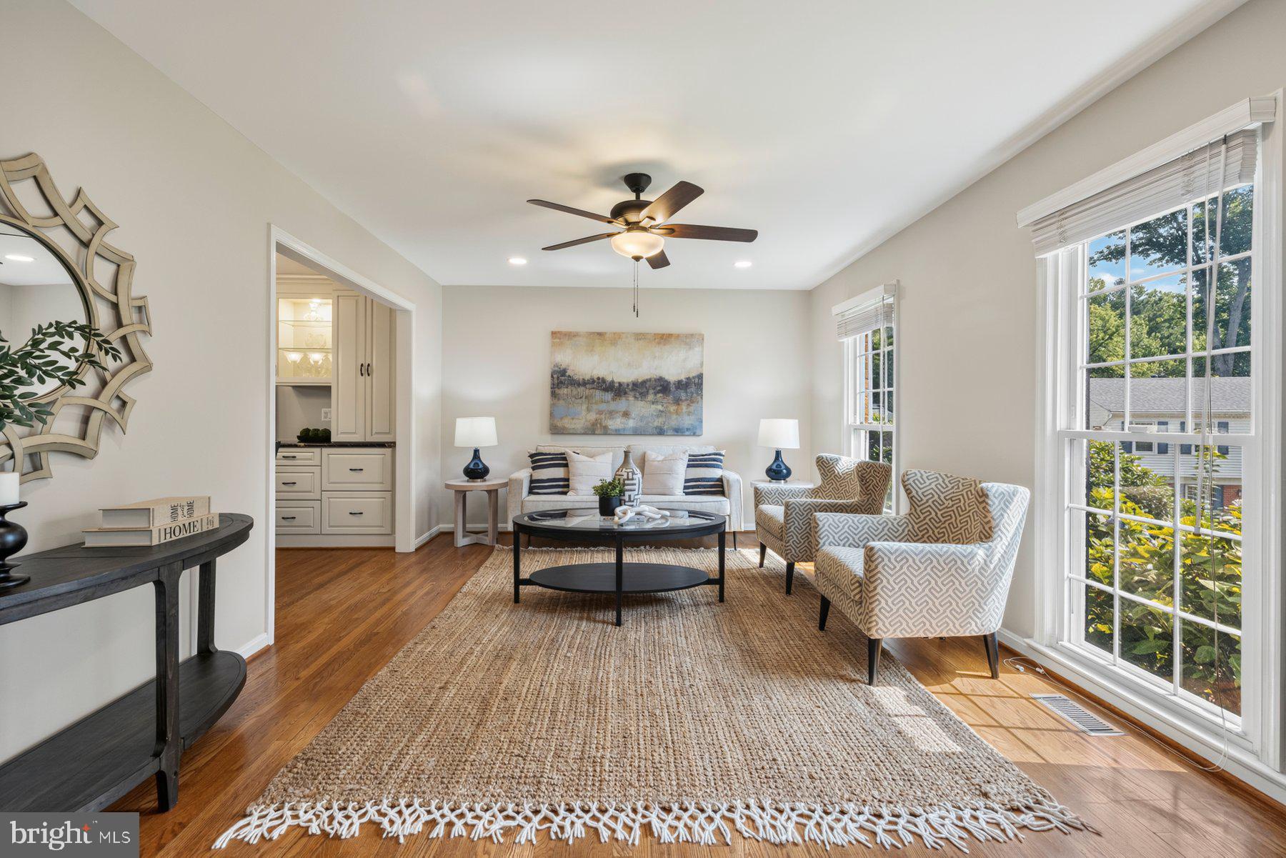 ROLLING VALLEY - Residential