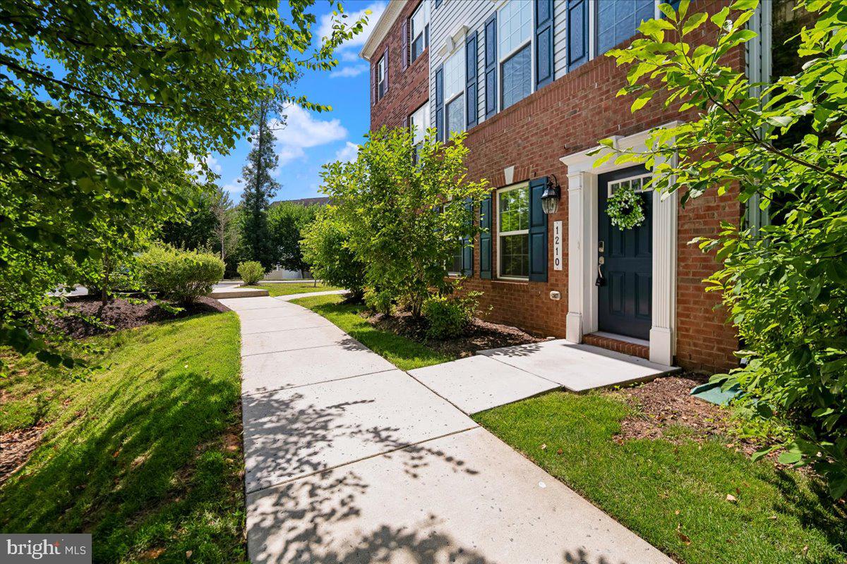 DORCHESTER VIEW - Residential