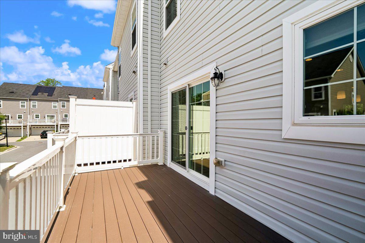 DORCHESTER VIEW - Residential