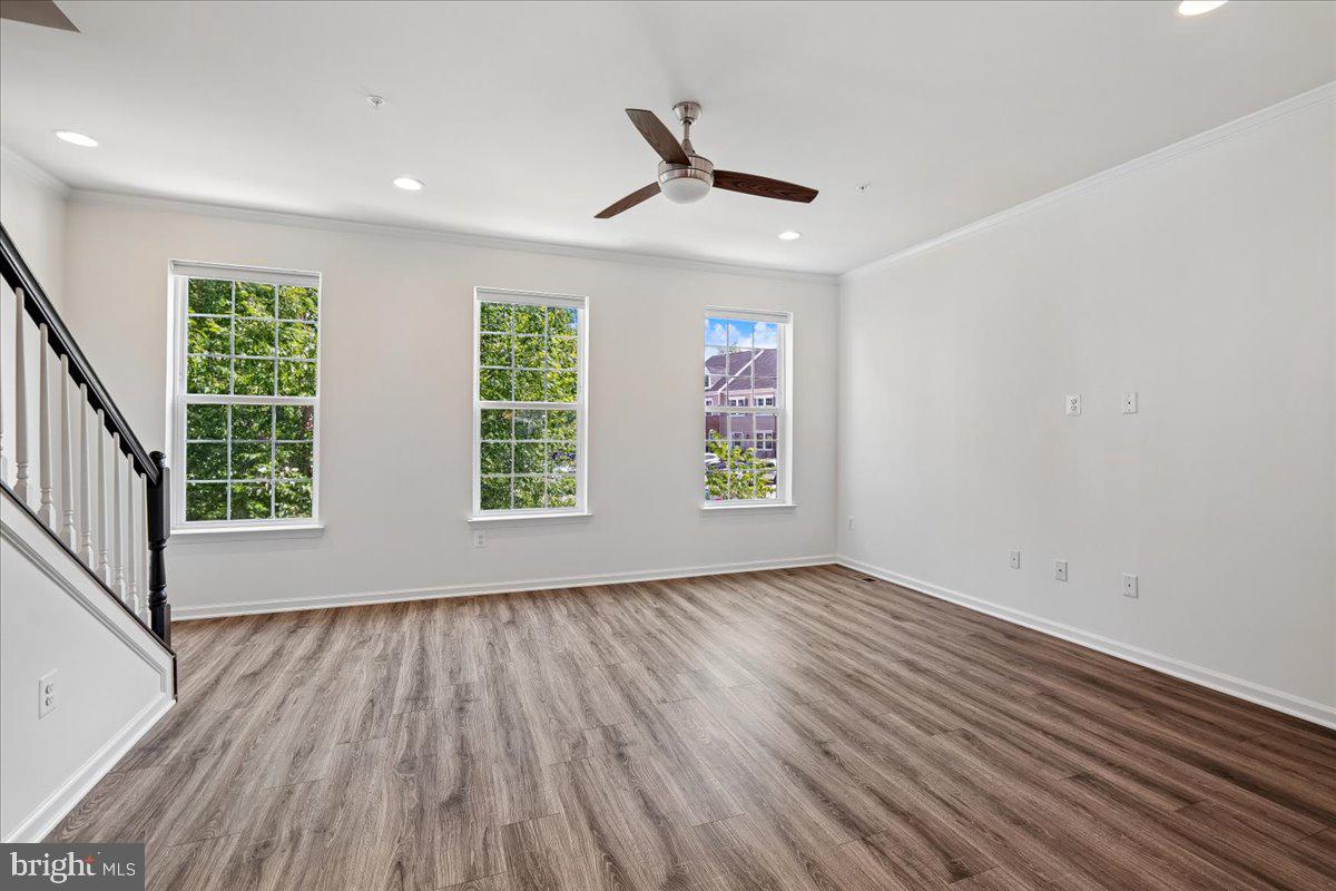 DORCHESTER VIEW - Residential